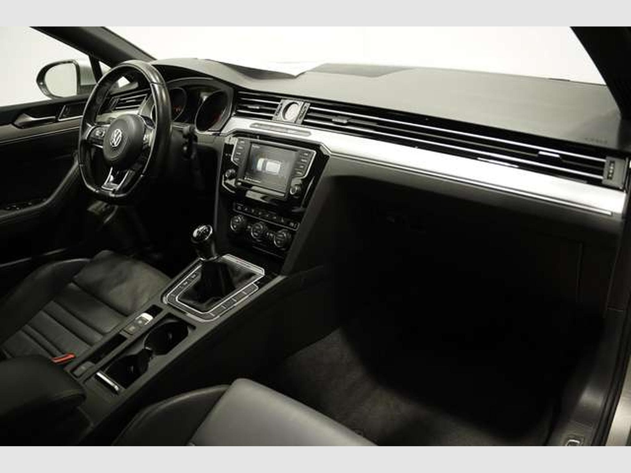 VW Passat Variant R Line 4M *2.HD *ACC *Massage * (2017) - Photo 13