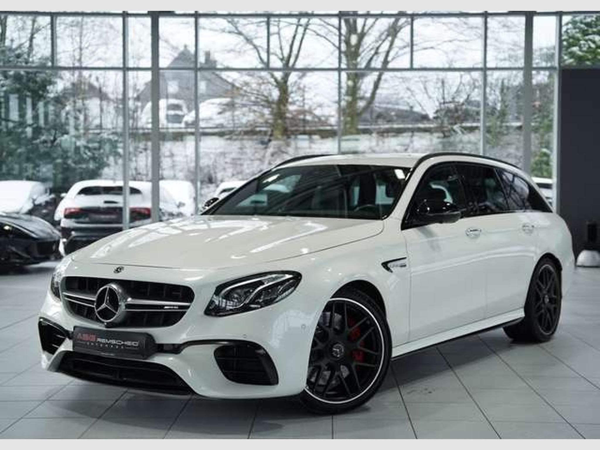 Mercedes E 63 AMG S T 4M *20 *H-UP*Perf-AGA*Night*Memory (2019) - Photo 1