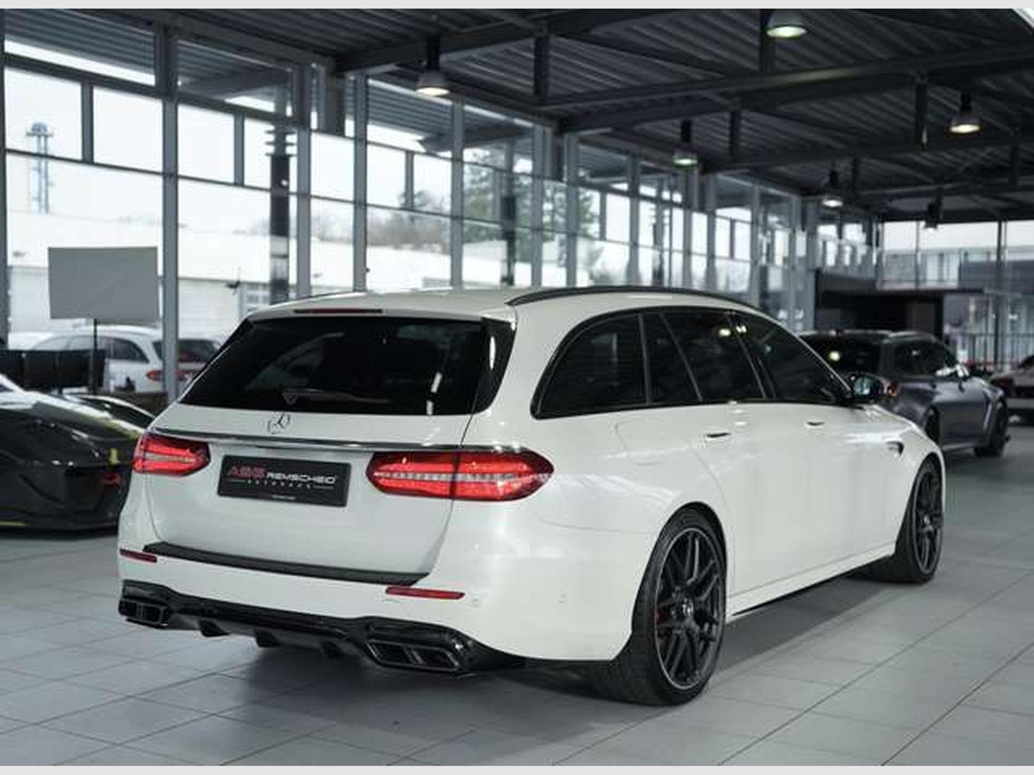 Mercedes E 63 AMG S T 4M *20 *H-UP*Perf-AGA*Night*Memory (2019) - Photo 10