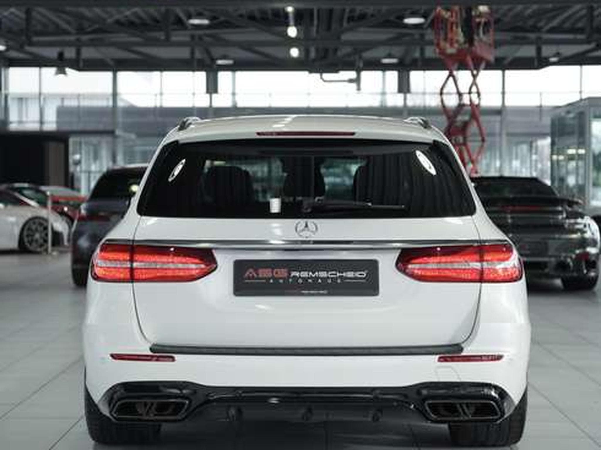 Mercedes E 63 AMG S T 4M *20 *H-UP*Perf-AGA*Night*Memory (2019) - Photo 11