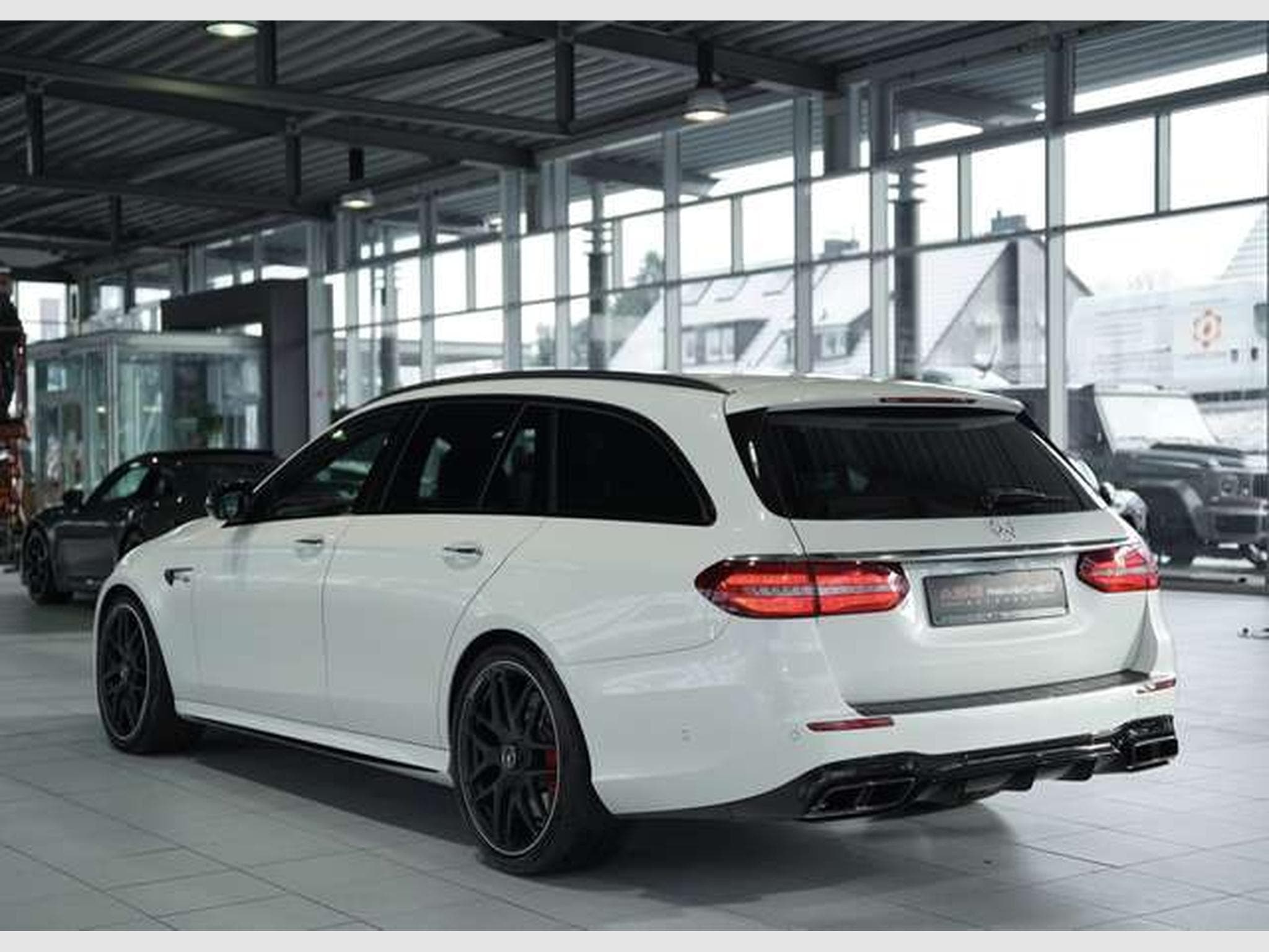 Mercedes E 63 AMG S T 4M *20 *H-UP*Perf-AGA*Night*Memory (2019) - Photo 12