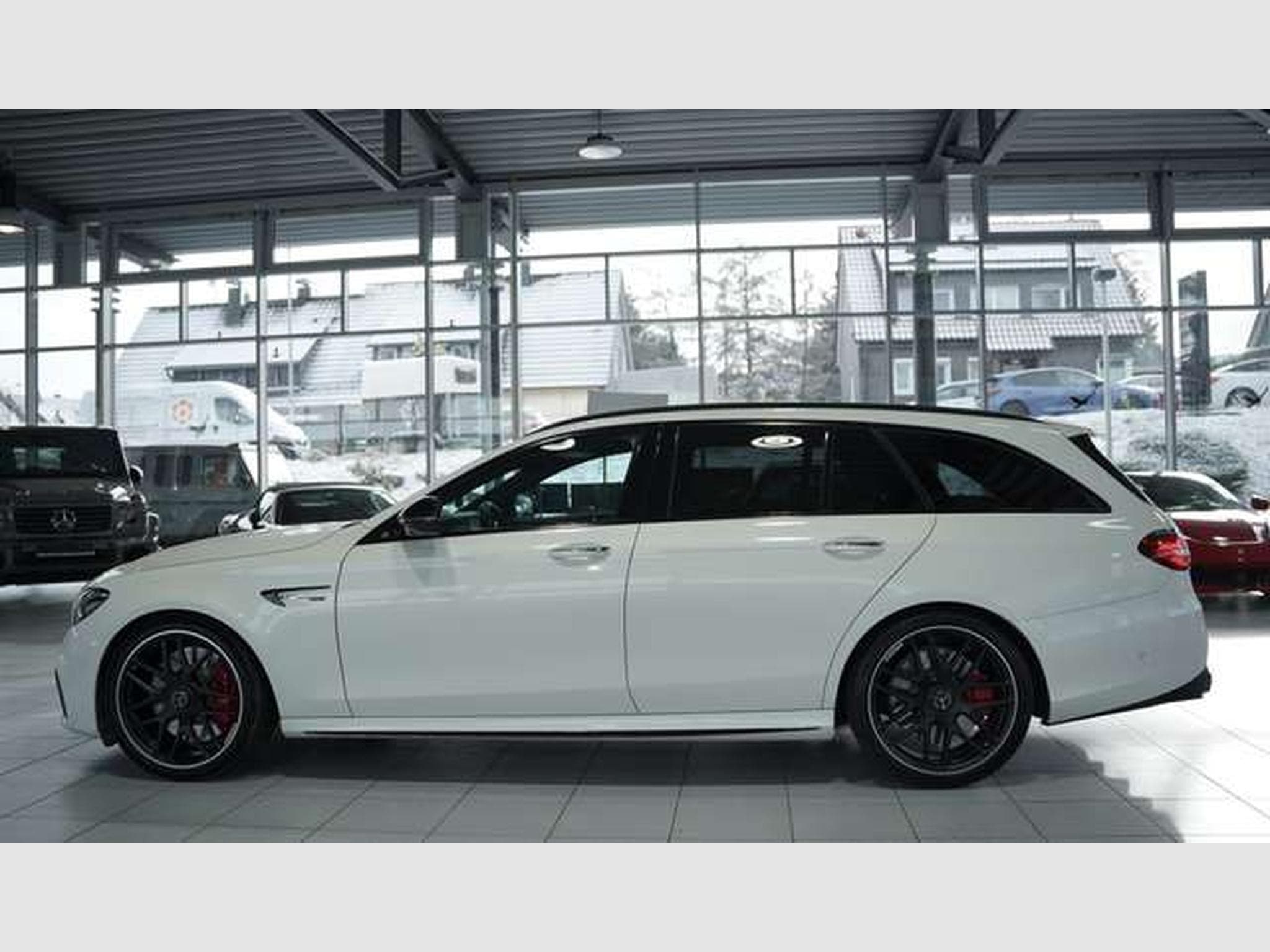 Mercedes E 63 AMG S T 4M *20 *H-UP*Perf-AGA*Night*Memory (2019) - Photo 13