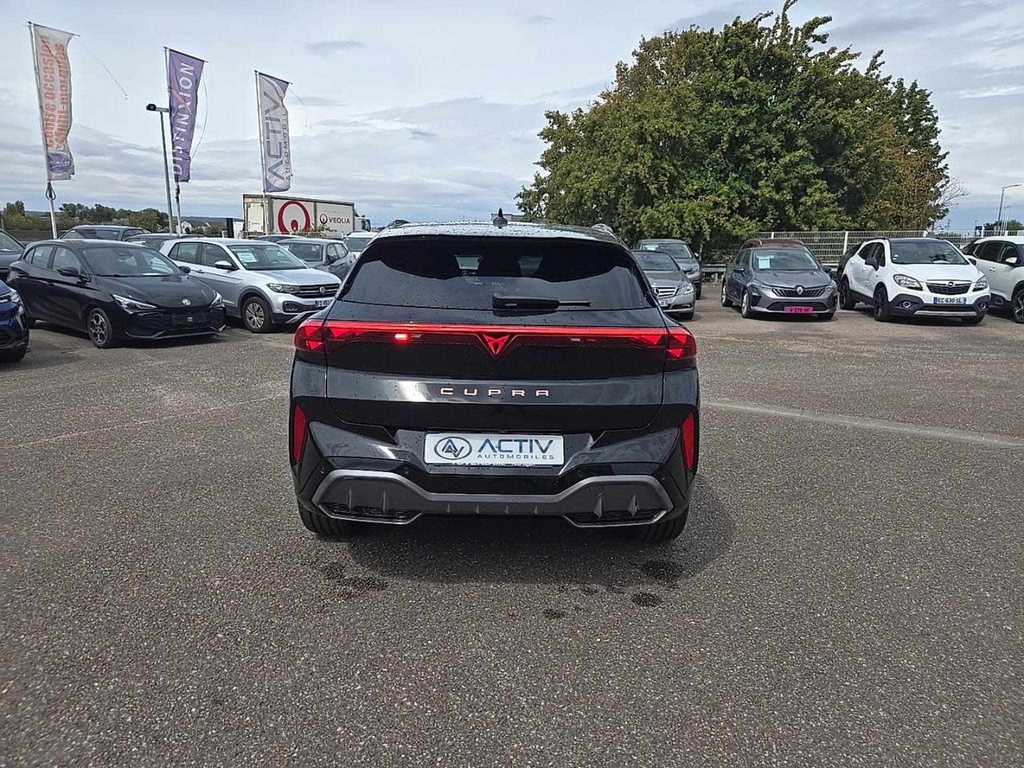 Cupra TERRAMAR 1.5 ETSI HYBRID 150 V DSG7 (2026) - Photo 6
