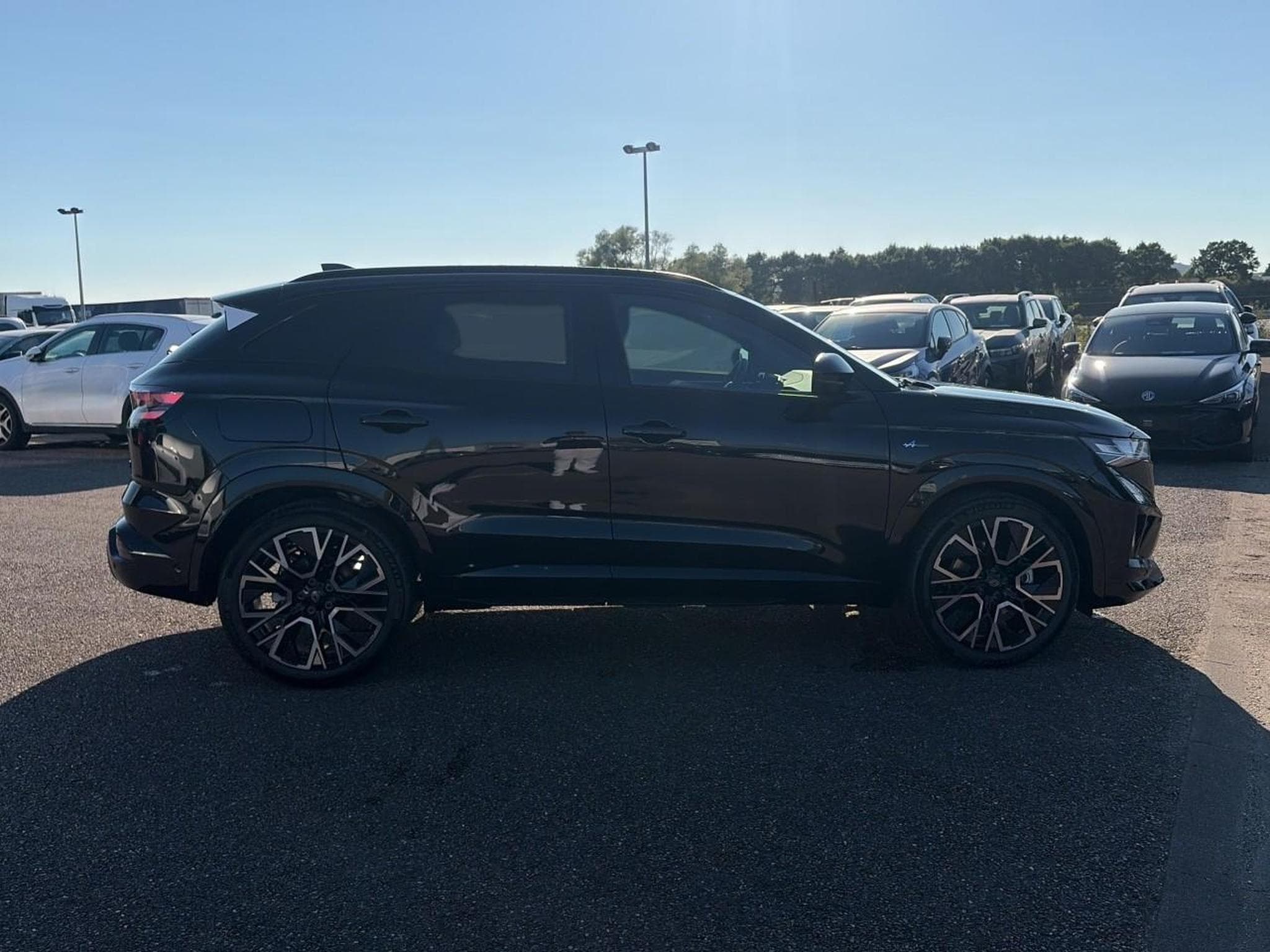 Renault AUSTRAL 1.2 E-TECH FULL HYBRID 200 ESPRIT ALPINE (2026) - Photo 4