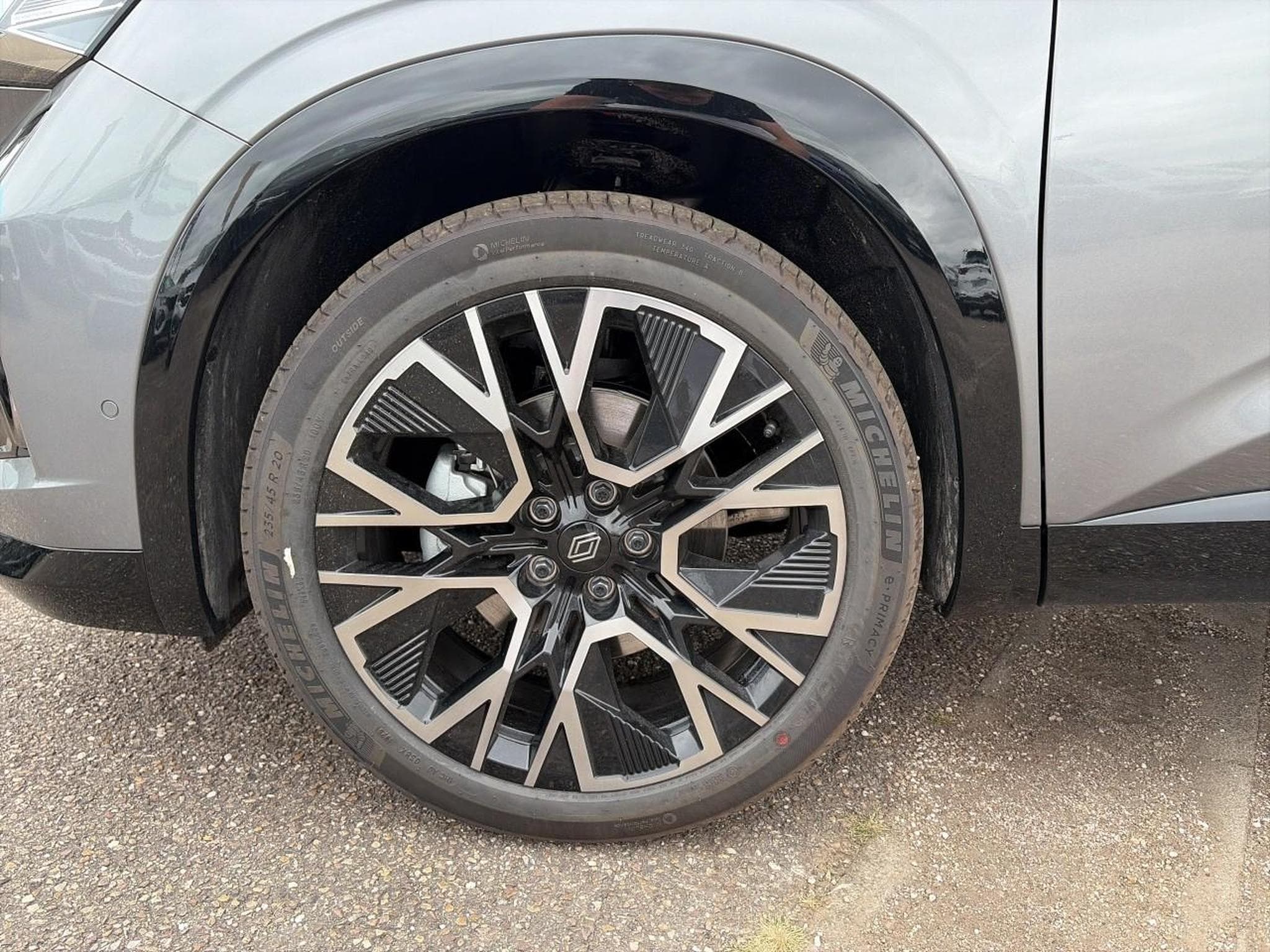 Renault AUSTRAL 1.2 E-TECH FULL HYBRID 200 ESPRIT ALPINE (2026) - Photo 9