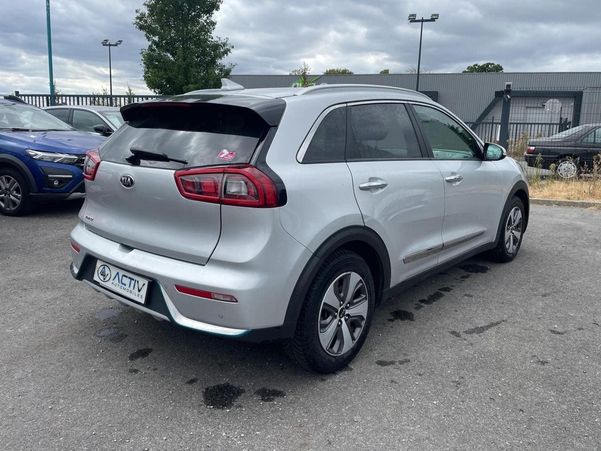 Kia NIRO 1.6 GDI 105 ISG + PLUG-IN 60.5 PREMIUM DCT6 (2018) - Photo 5