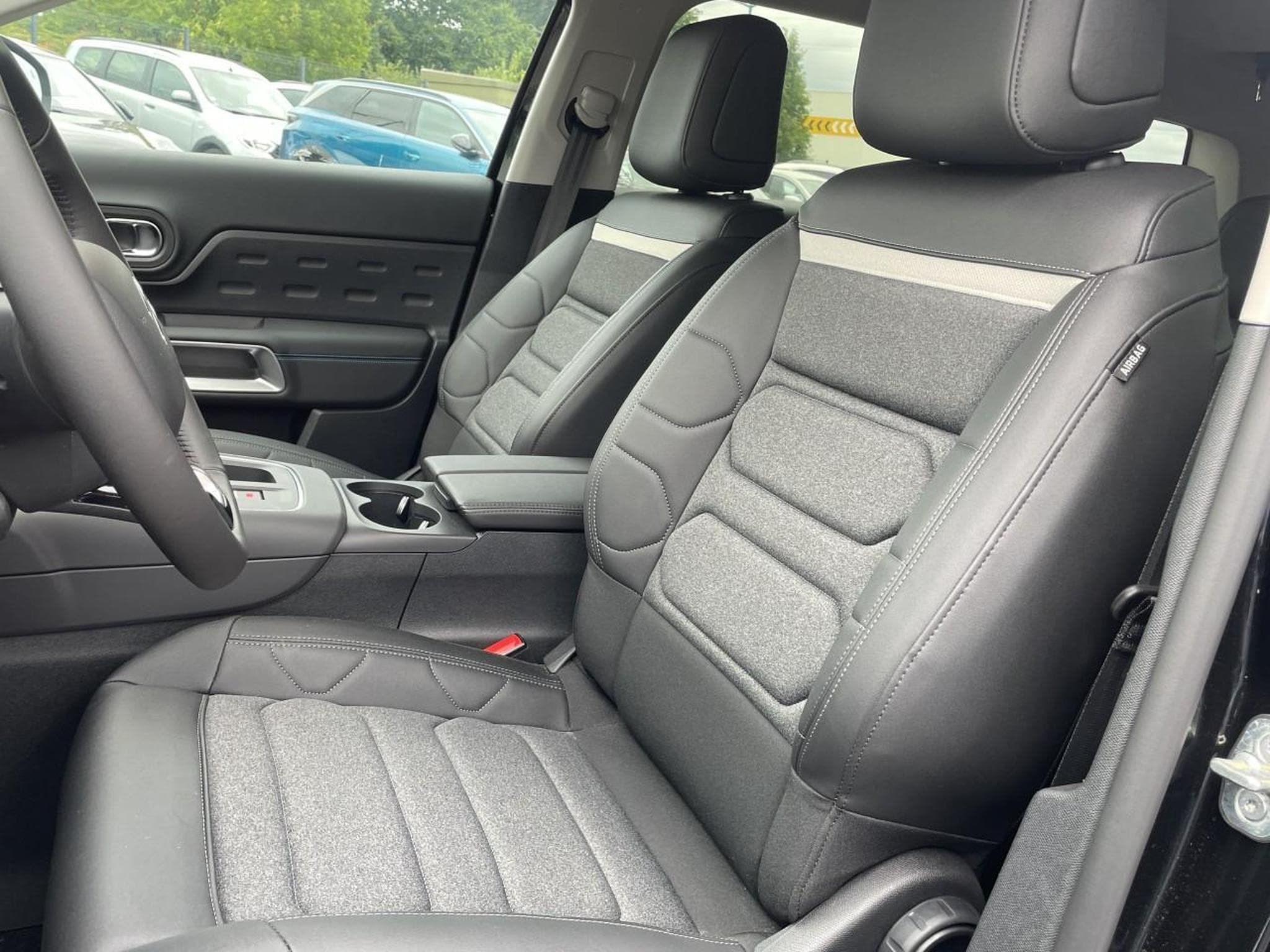 Citroen C5 AIRCROSS 1.5 BLUEHDI 130 MAX BOITE AUTOMATIQUE (2025) - Photo 15