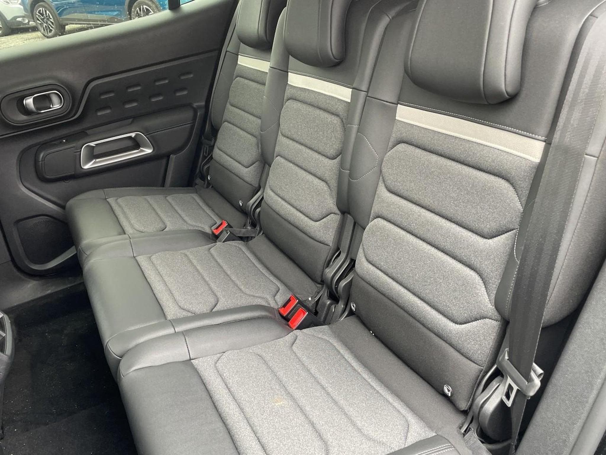 Citroen C5 AIRCROSS 1.5 BLUEHDI 130 MAX BOITE AUTOMATIQUE (2025) - Photo 17
