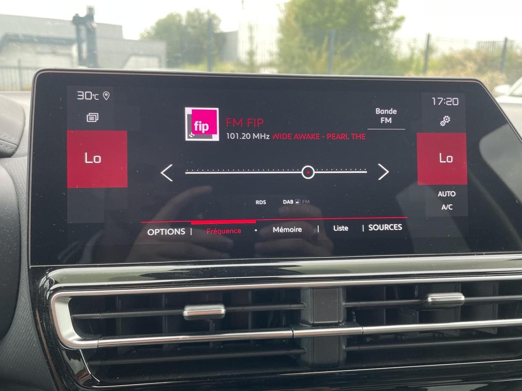 Citroen C5 AIRCROSS 1.2 HYBRIDE 145 MAX BOITE AUTOMATIQUE (2025) - Photo 20