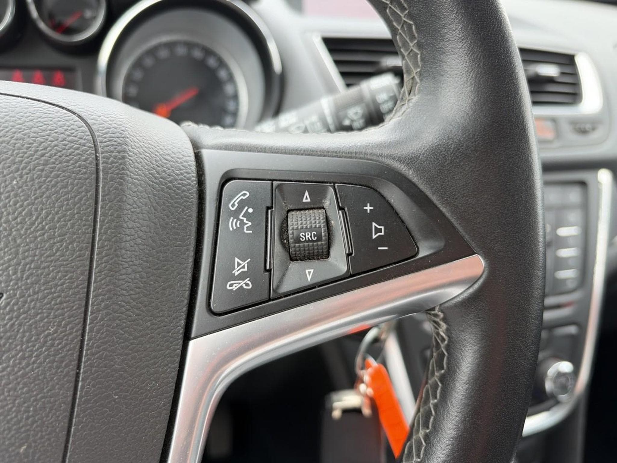 Opel MOKKA 1.4 TURBO 140CH COLOR EDITION START&STOP 4X2 (2016) - Photo 14