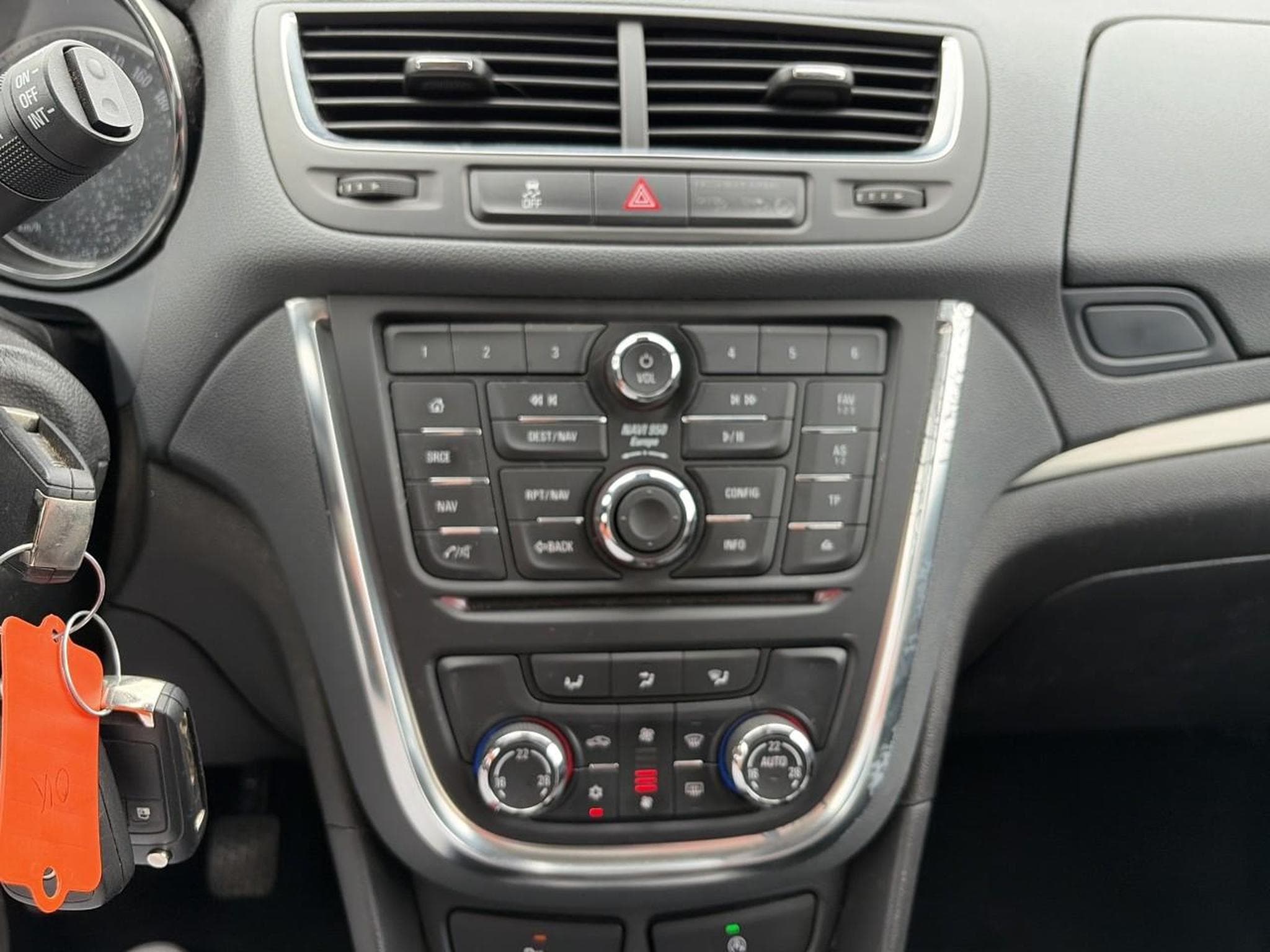 Opel MOKKA 1.4 TURBO 140CH COLOR EDITION START&STOP 4X2 (2016) - Photo 18