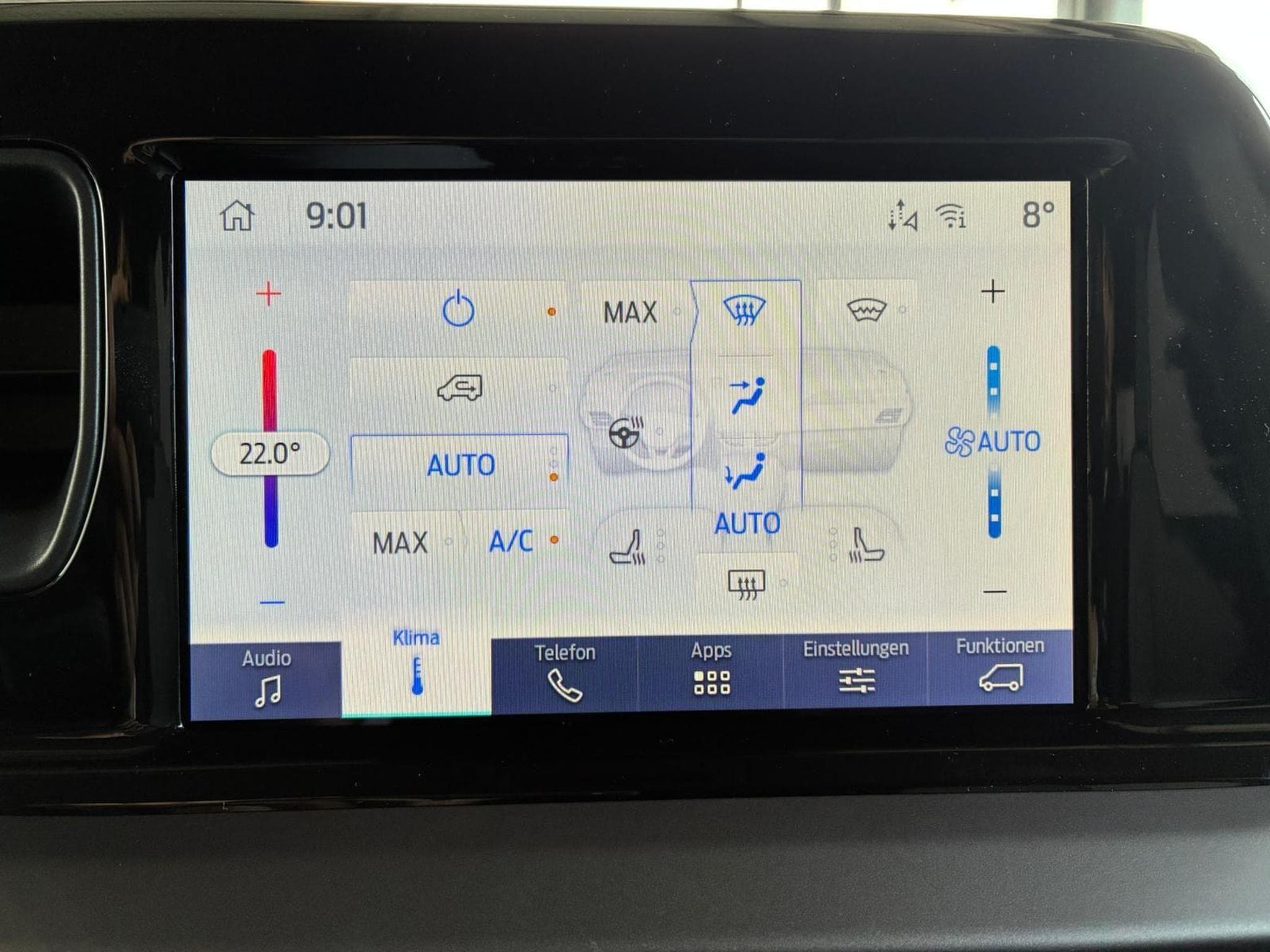 Ford Tourneo Titanium (2026) - Photo 13