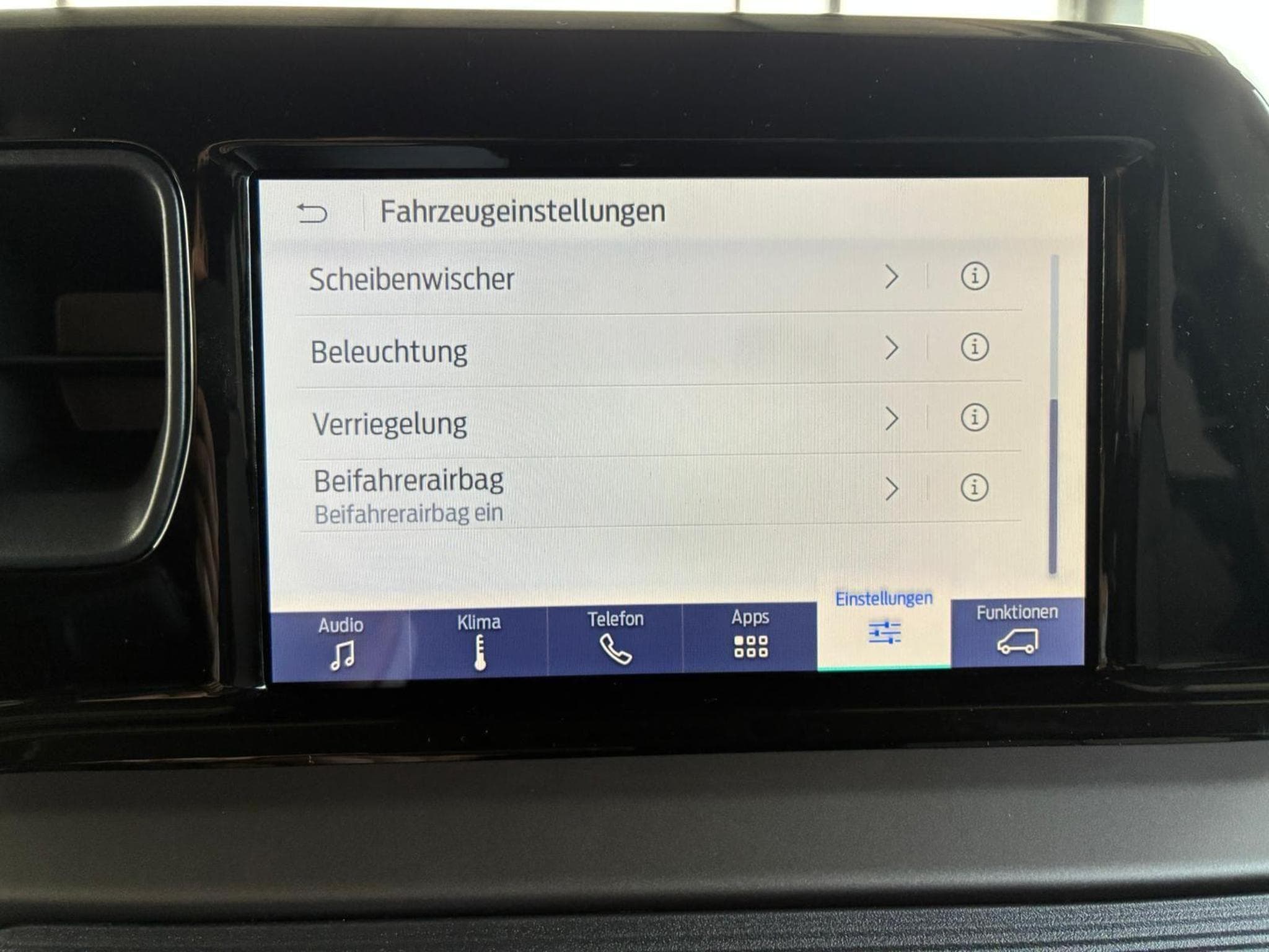 Ford Tourneo Titanium (2026) - Photo 19
