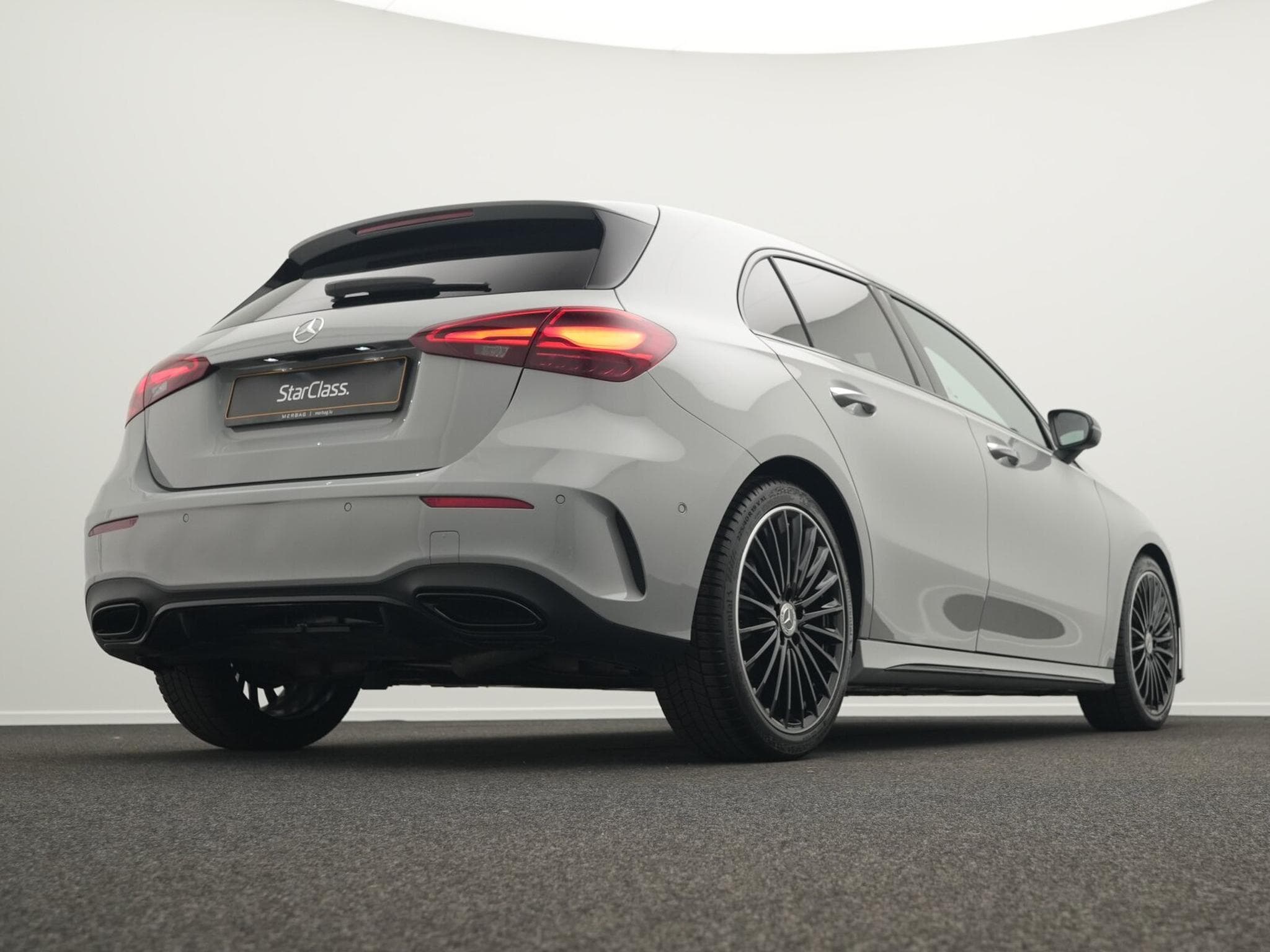 Mercedes A 200 d AMG-Line Multi+AHK+Night+Kamera (2025) - Photo 11