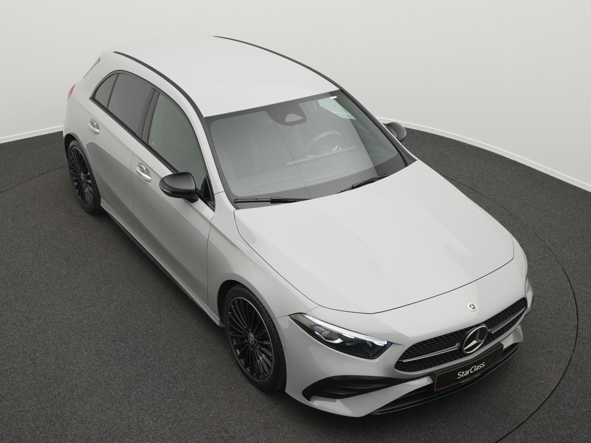 Mercedes A 200 d AMG-Line Multi+AHK+Night+Kamera (2025) - Photo 12