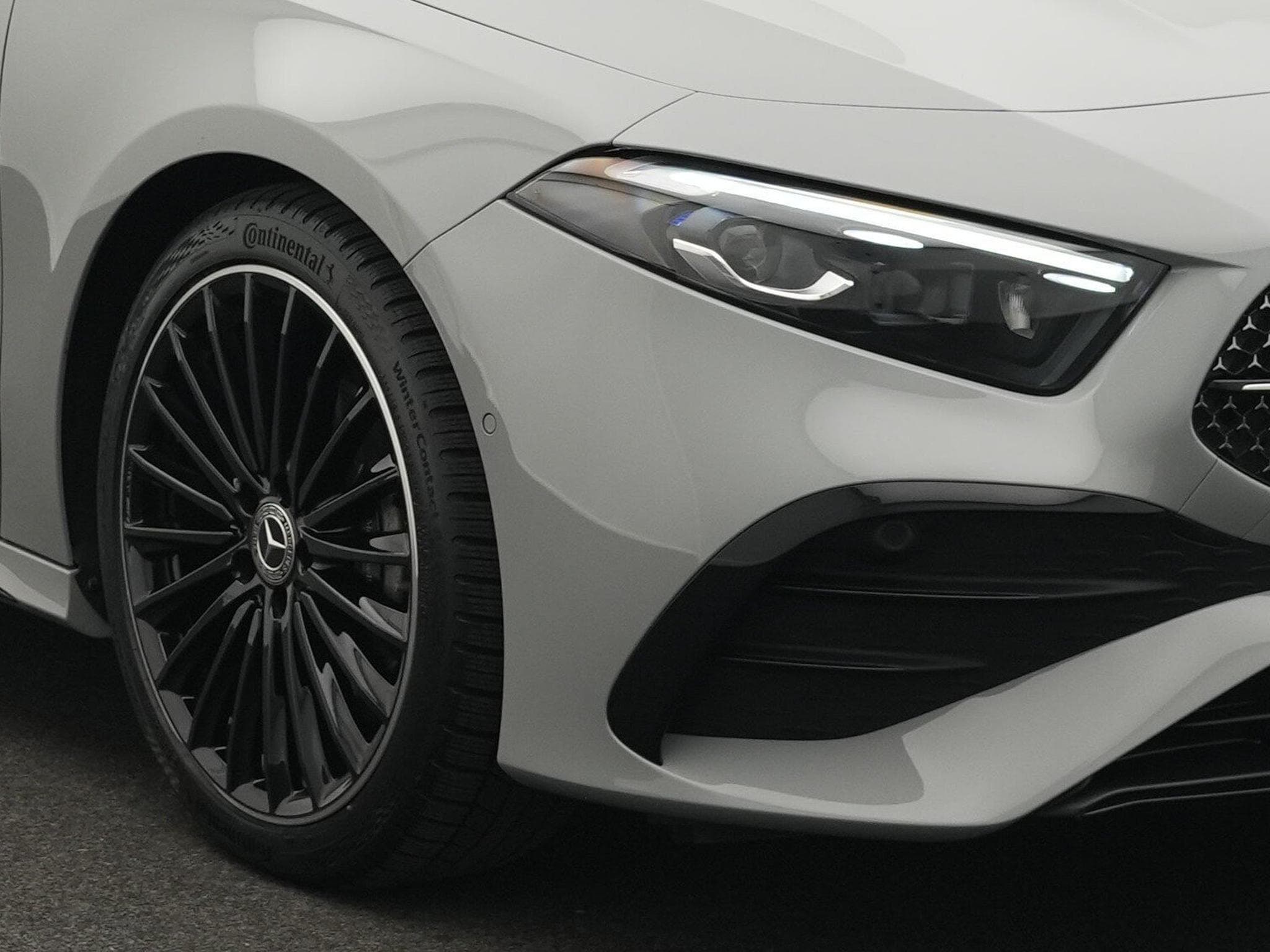 Mercedes A 200 d AMG-Line Multi+AHK+Night+Kamera (2025) - Photo 9