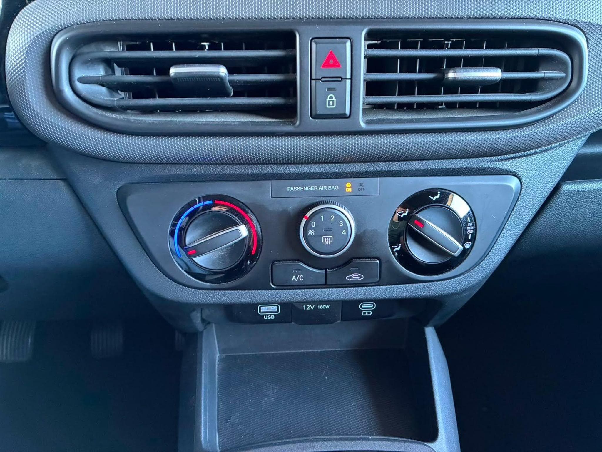 Hyundai i10 Comfort (2025) - Photo 19