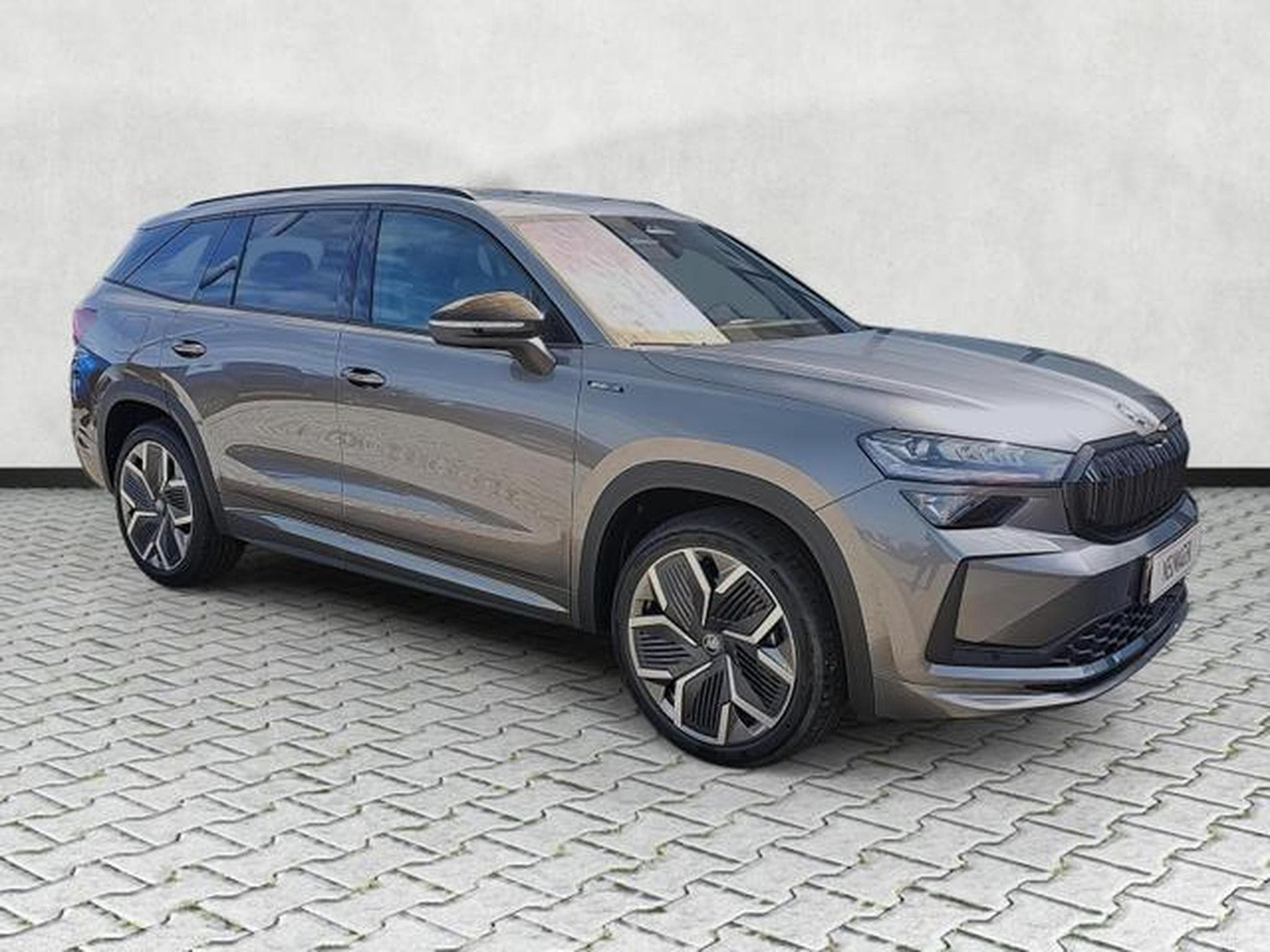 Skoda Kodiaq 1.5 TSI mHEV 110 kW Sportline (2026) - Foto 1