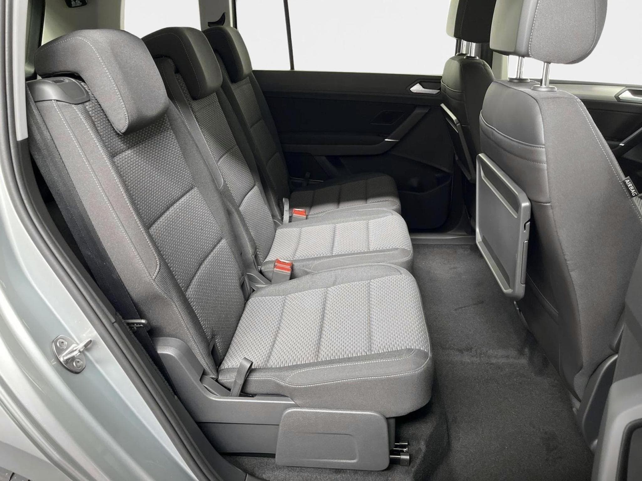 VW Touran Comfortline Edition (2026) - Foto 19