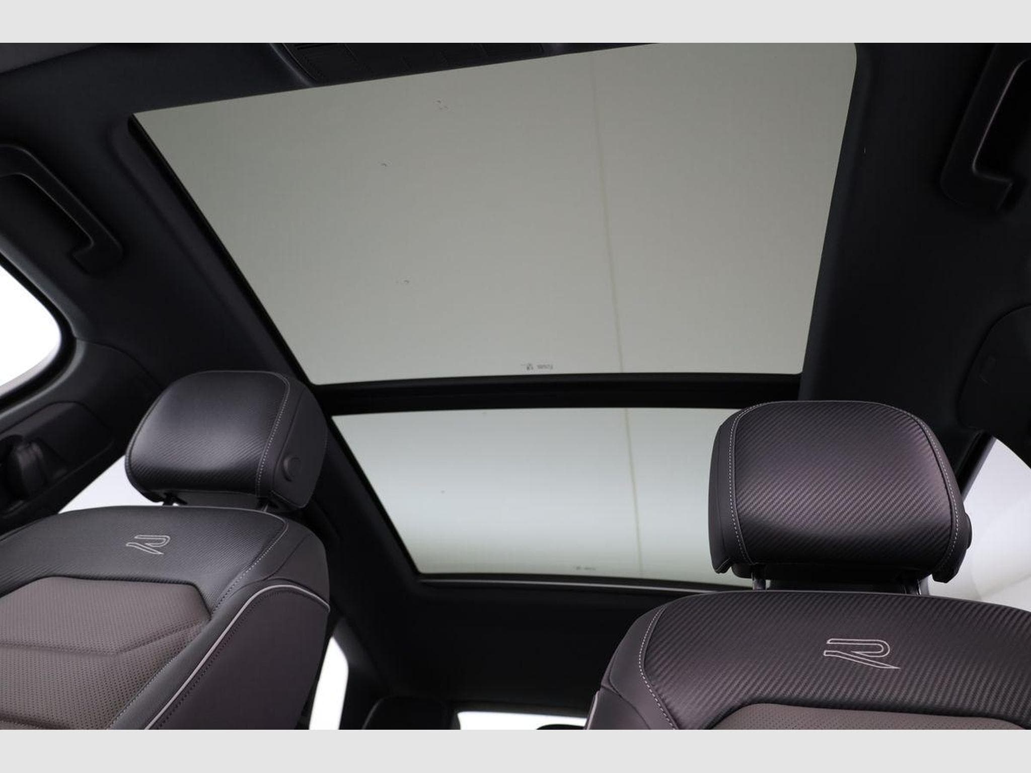 VW Touareg 3.0 TDI 210 kW 4Motion R-Line Final Edition (2026) - Photo 10
