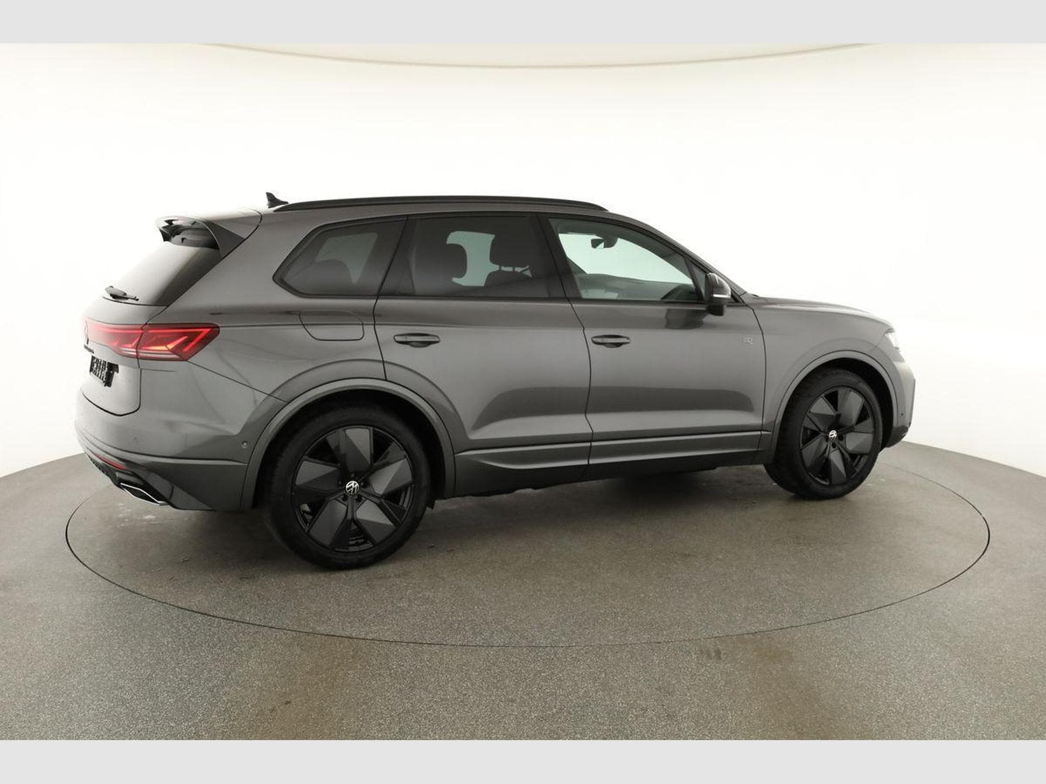 VW Touareg 3.0 TDI 210 kW 4Motion R-Line Final Edition (2026) - Photo 22