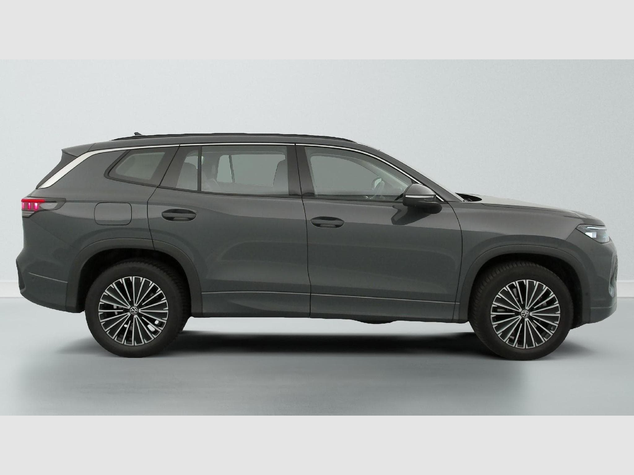 VW Tayron Life Plus 7pl (2025) - Photo 8