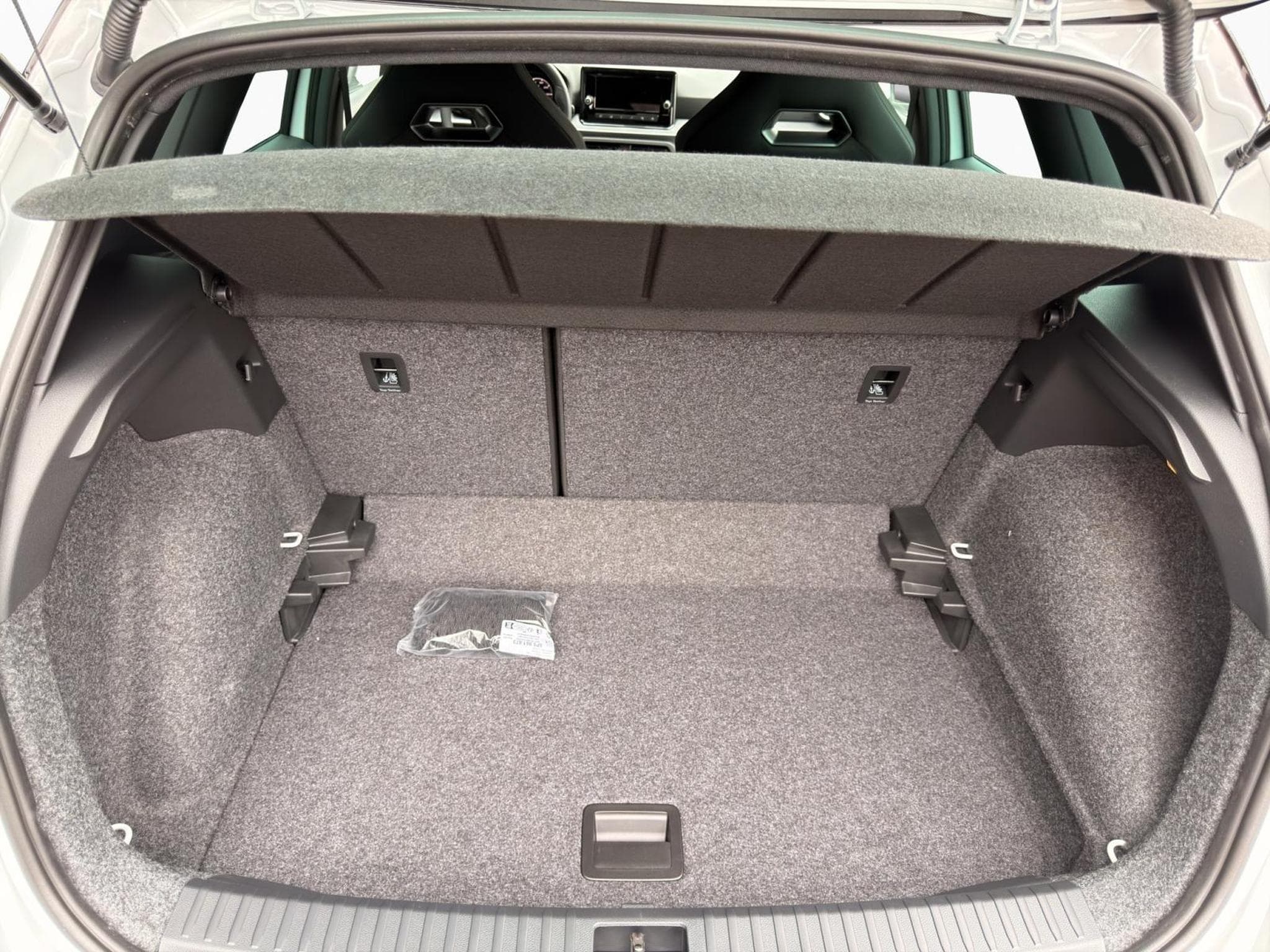 Seat Arona FR - Black Edition (2026) - Photo 11