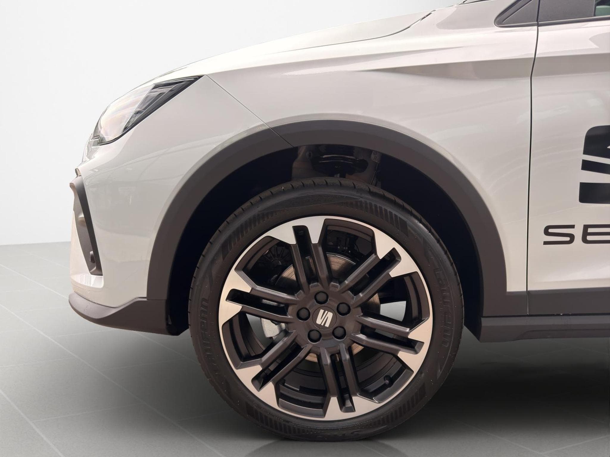 Seat Arona FR - Black Edition (2026) - Photo 8