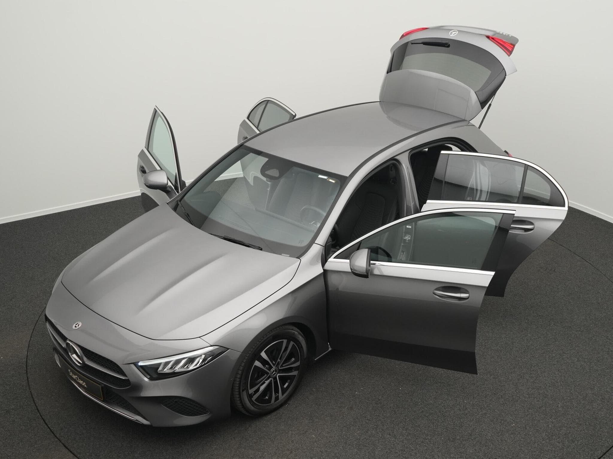Mercedes A 180 d Progressive LED+Kamera+MBUX+Apple (2025) - Foto 14