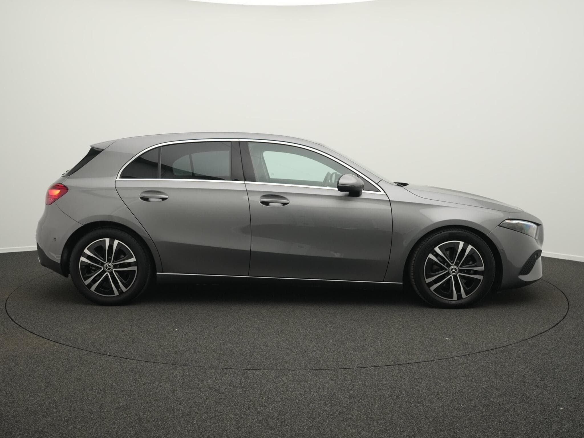 Mercedes A 180 d Progressive LED+Kamera+MBUX+Apple (2025) - Foto 5