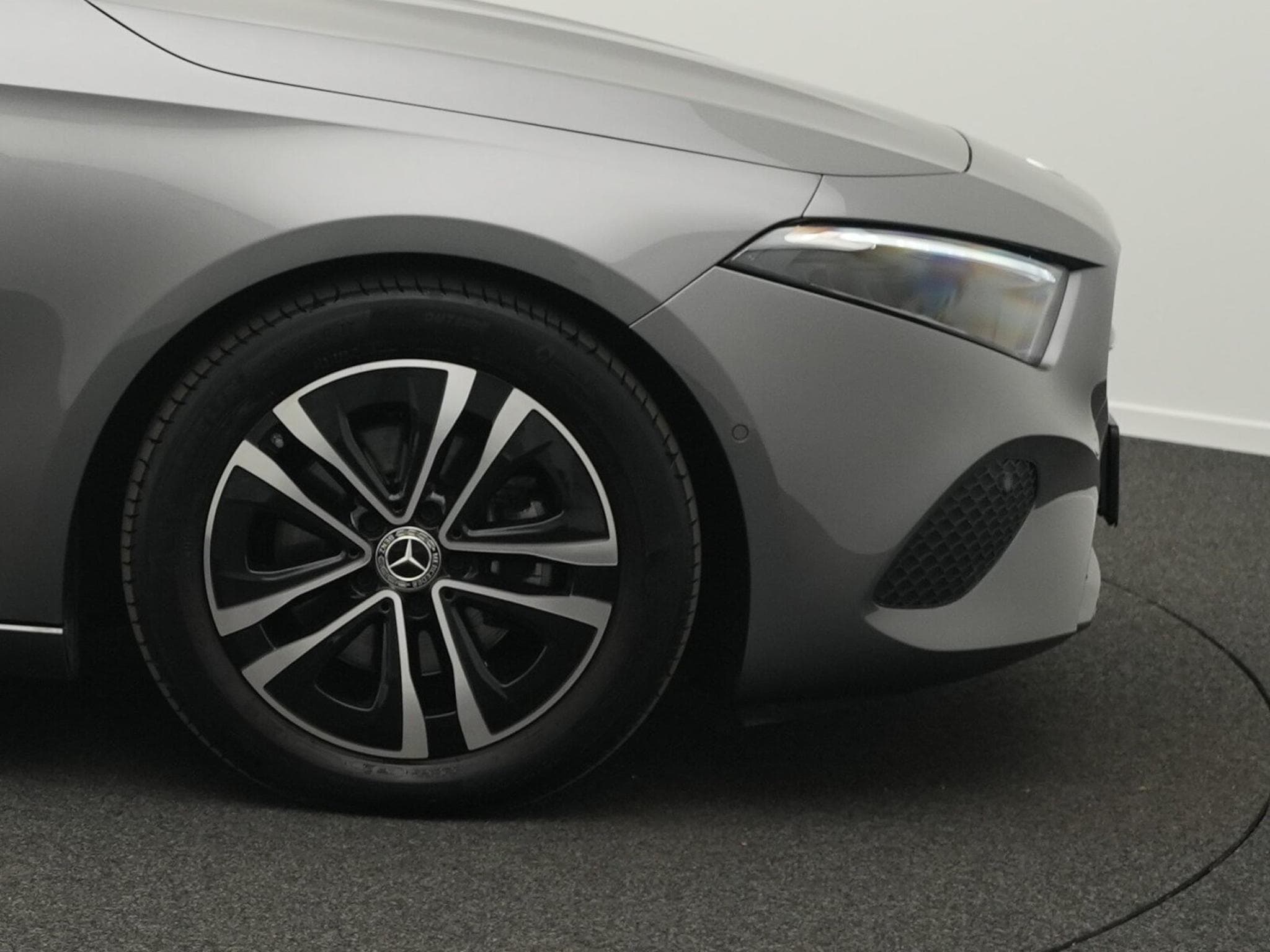 Mercedes A 180 d Progressive LED+Kamera+MBUX+Apple (2025) - Foto 8
