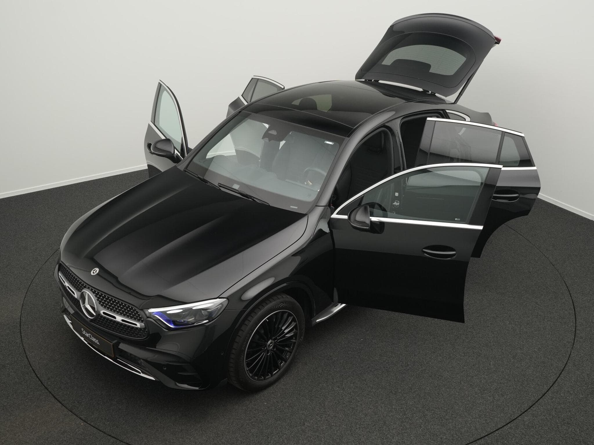 Mercedes GLC 300 4M Cpe (2023) - Photo 14