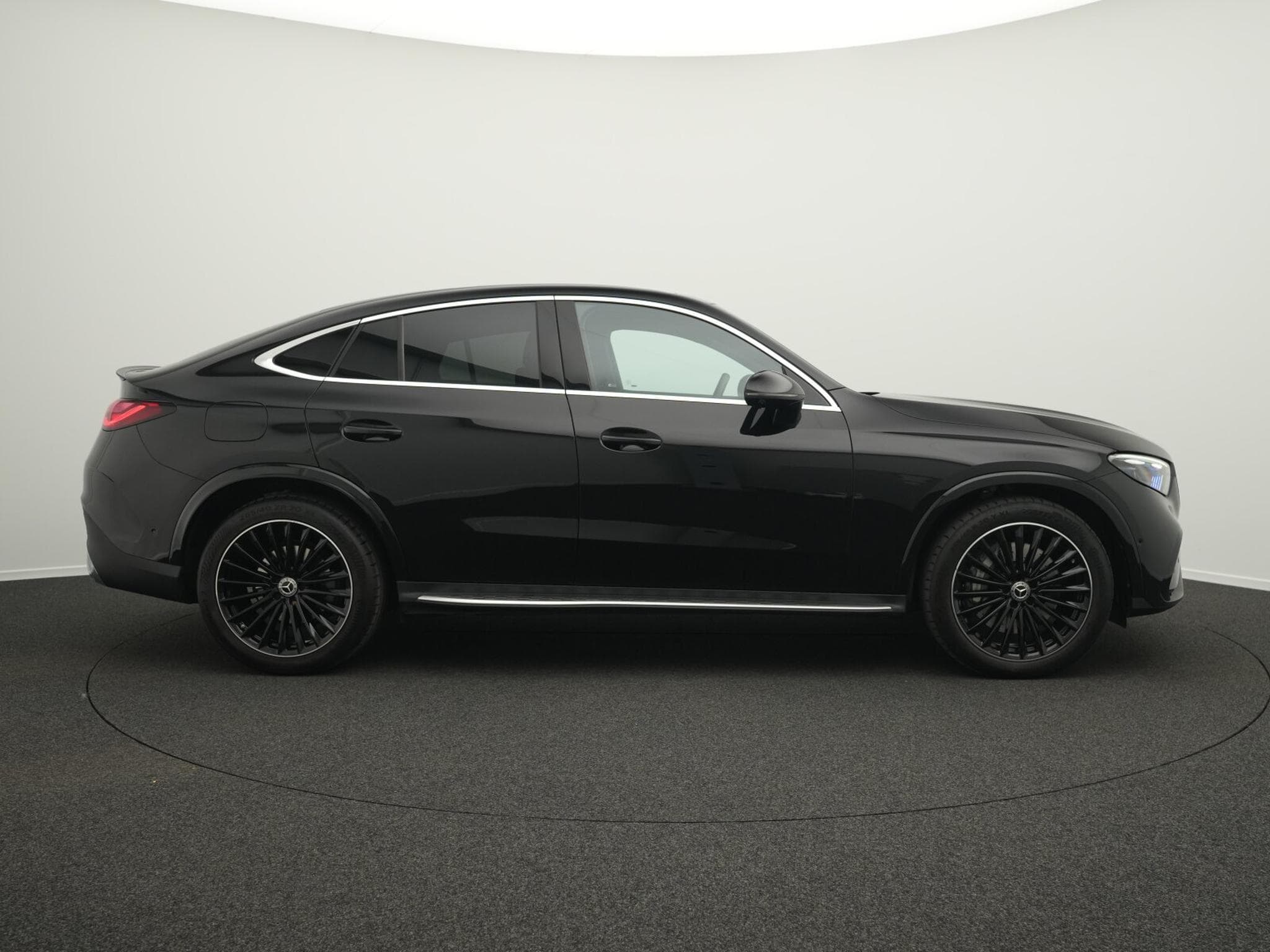 Mercedes GLC 300 4M Cpe (2023) - Photo 5