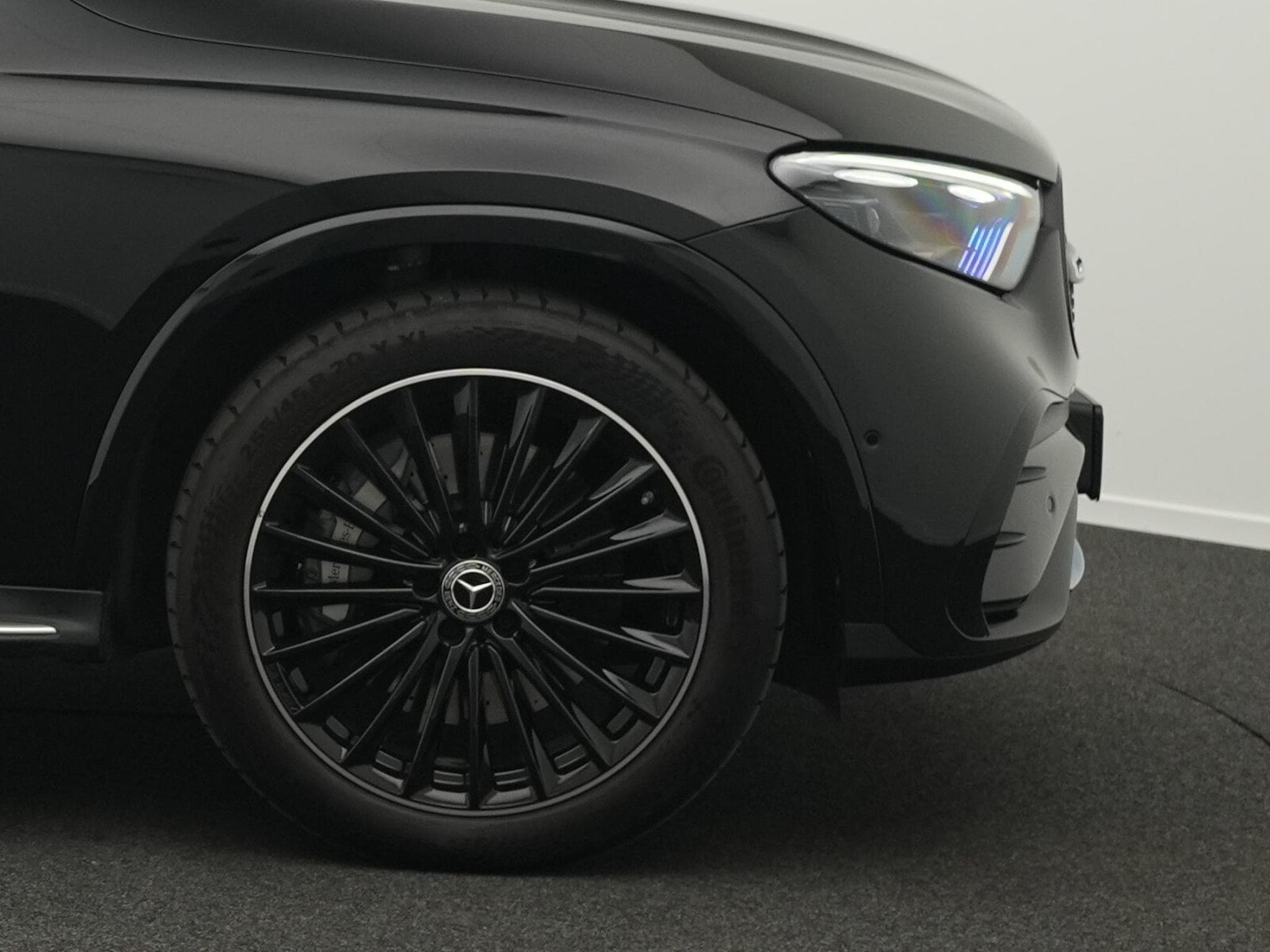 Mercedes GLC 300 4M Cpe (2023) - Photo 8