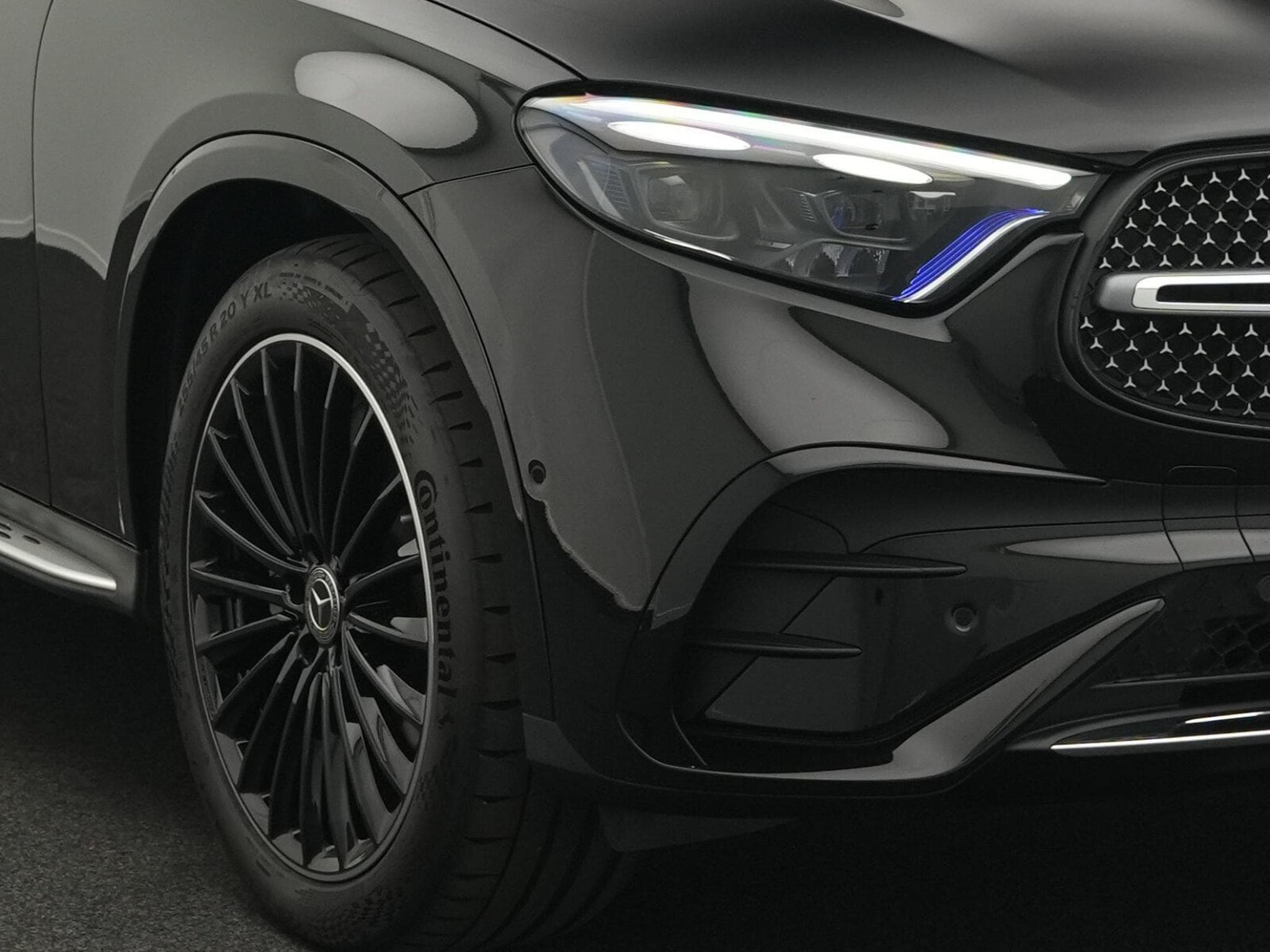 Mercedes GLC 300 4M Cpe (2023) - Photo 9