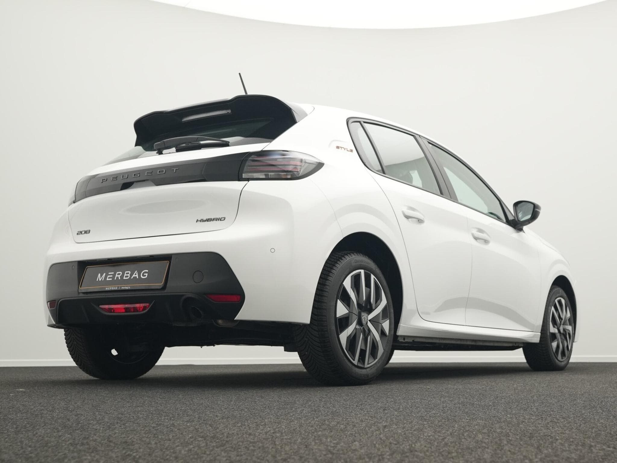 Peugeot 208 1.2 Hybrid 110 Style (1970) - Foto 11
