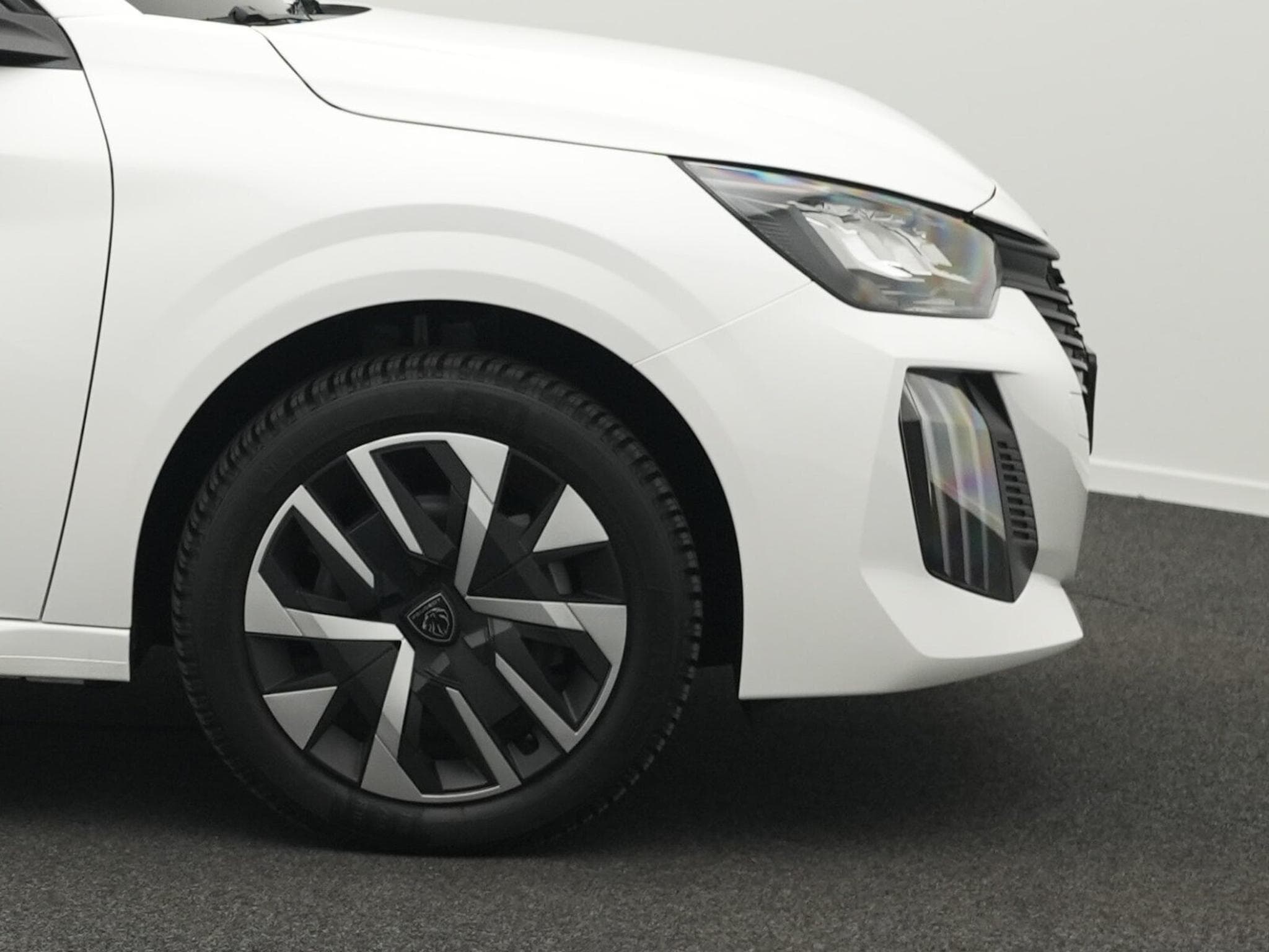 Peugeot 208 1.2 Hybrid 110 Style (1970) - Foto 8