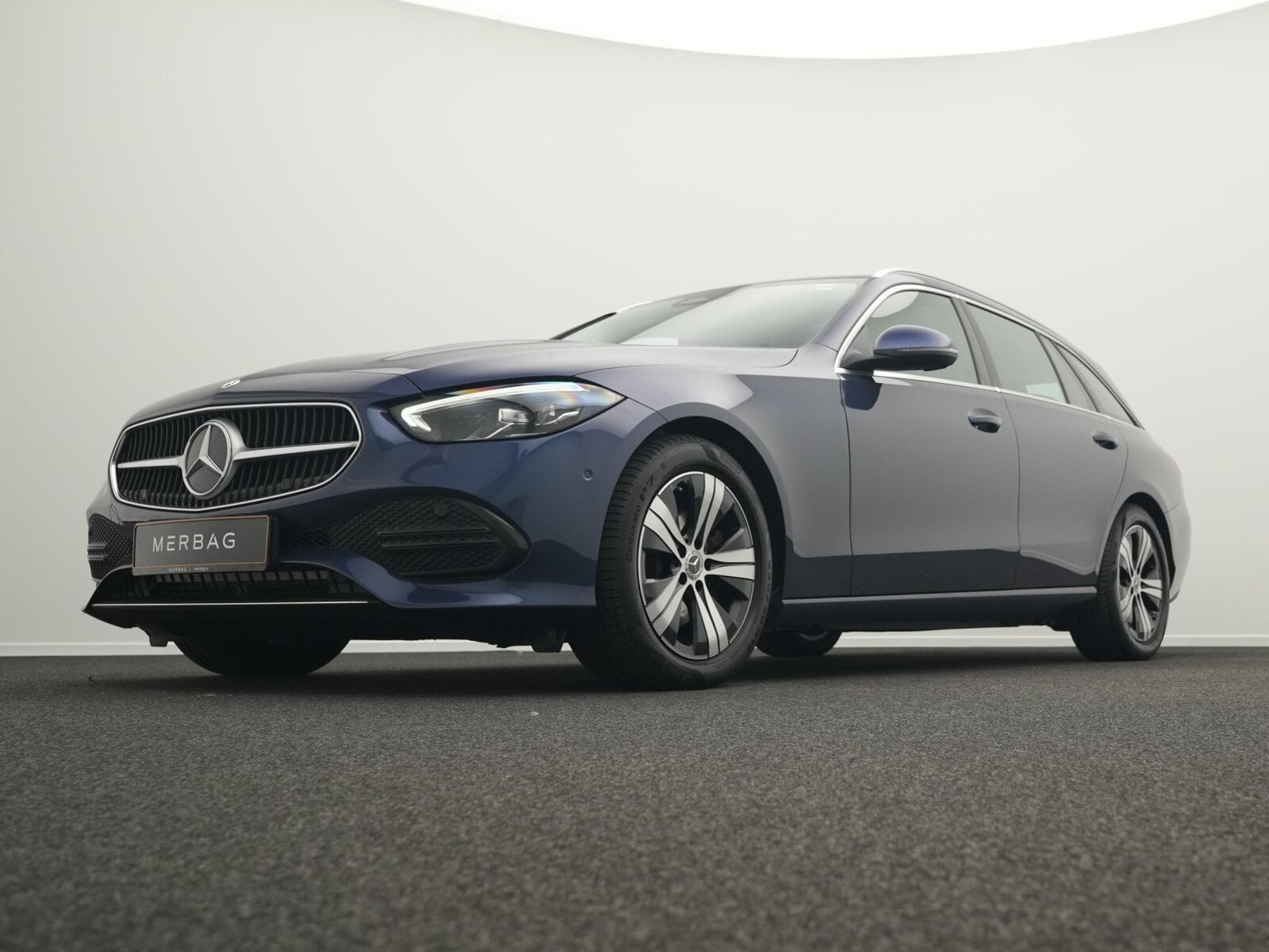 Mercedes C 220 d T. Avantgarde LED+Kamera+AHK+Totw+MBUX (2023) - Foto 10