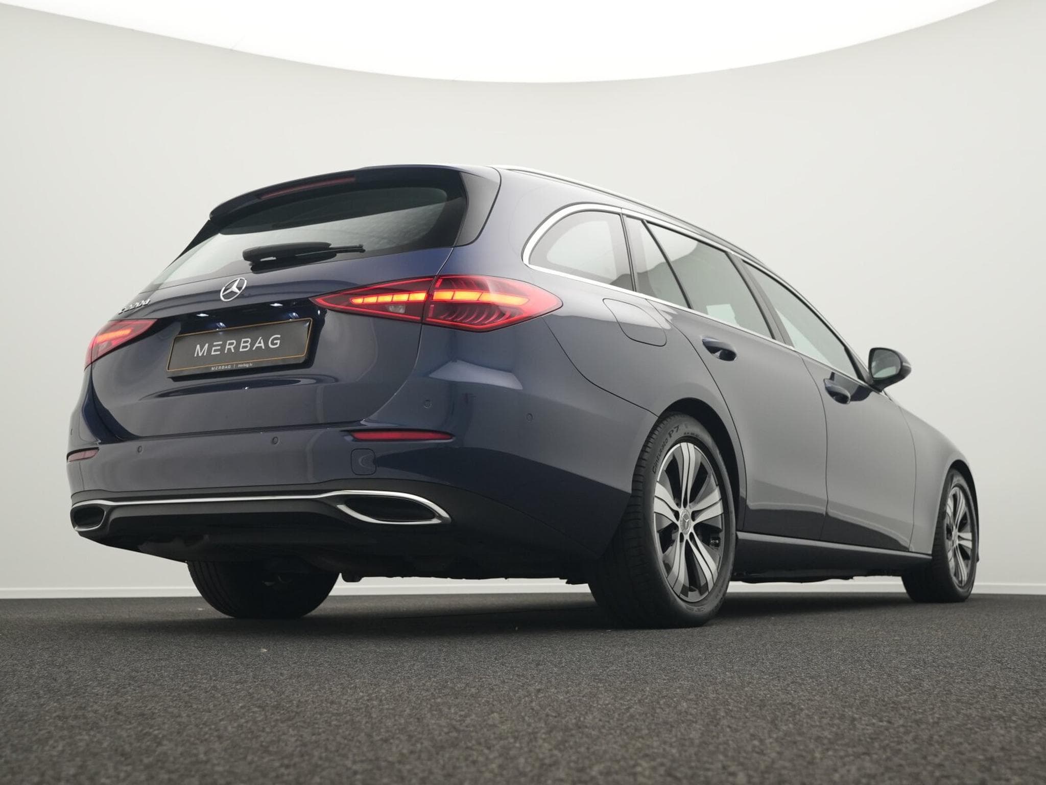 Mercedes C 220 d T. Avantgarde LED+Kamera+AHK+Totw+MBUX (2023) - Foto 11