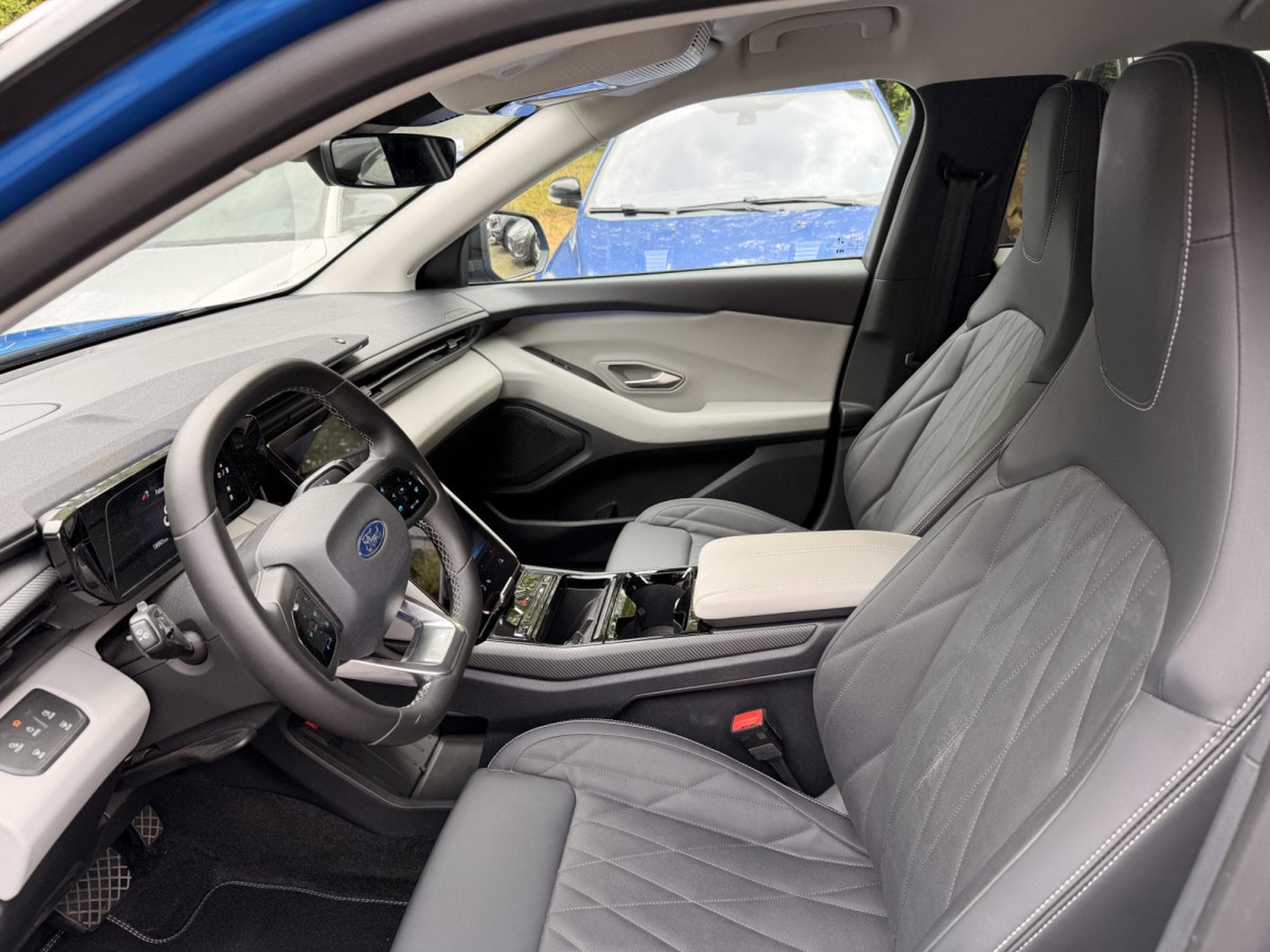 Ford Explorer Premium 79kWh - 340cv A1 AWD (2025) - Foto 3
