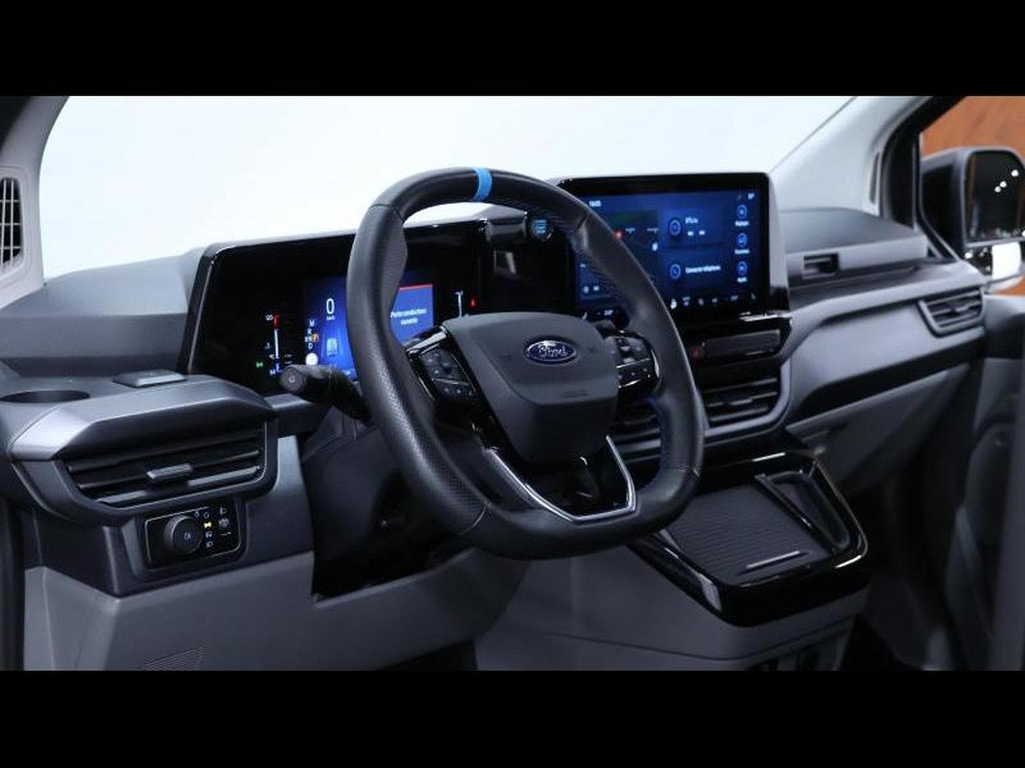 Ford Transit MS-RT double cabine 2.0 Eco blue 170ch (2025) - Photo 26