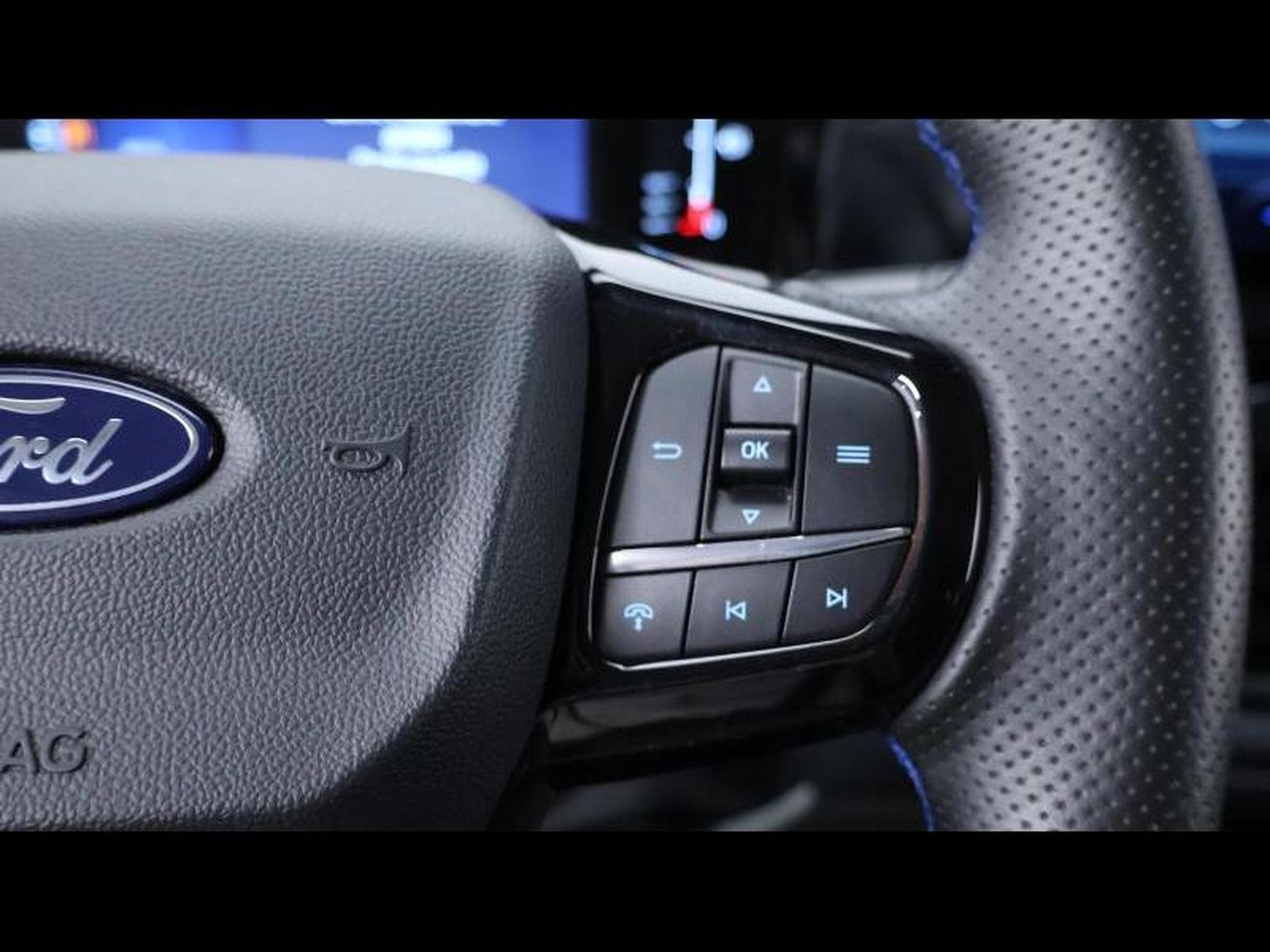 Ford Transit MS-RT double cabine 2.0 Eco blue 170ch (2025) - Photo 32