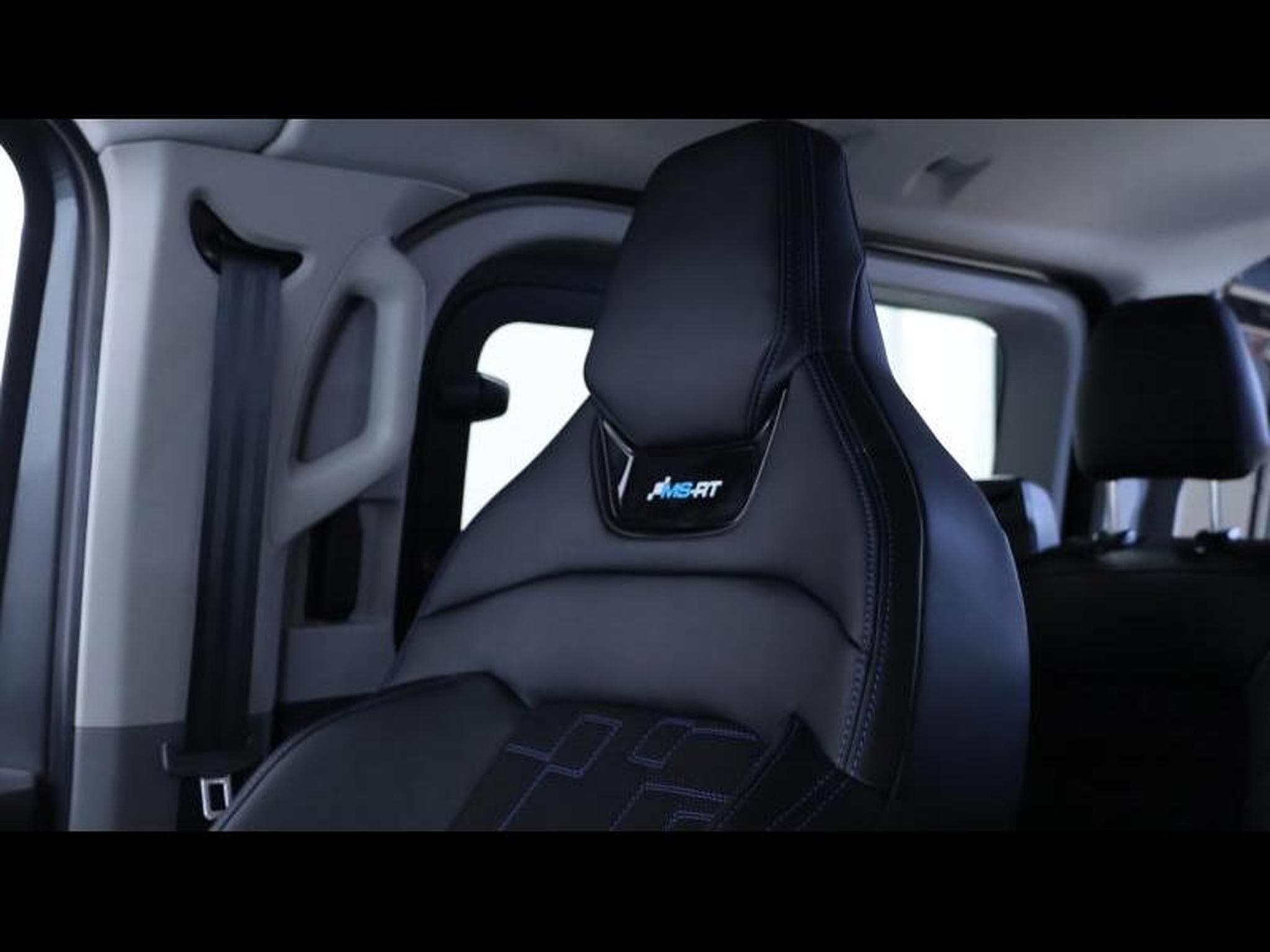 Ford Transit MS-RT double cabine 2.0 Eco blue 170ch (2025) - Photo 36