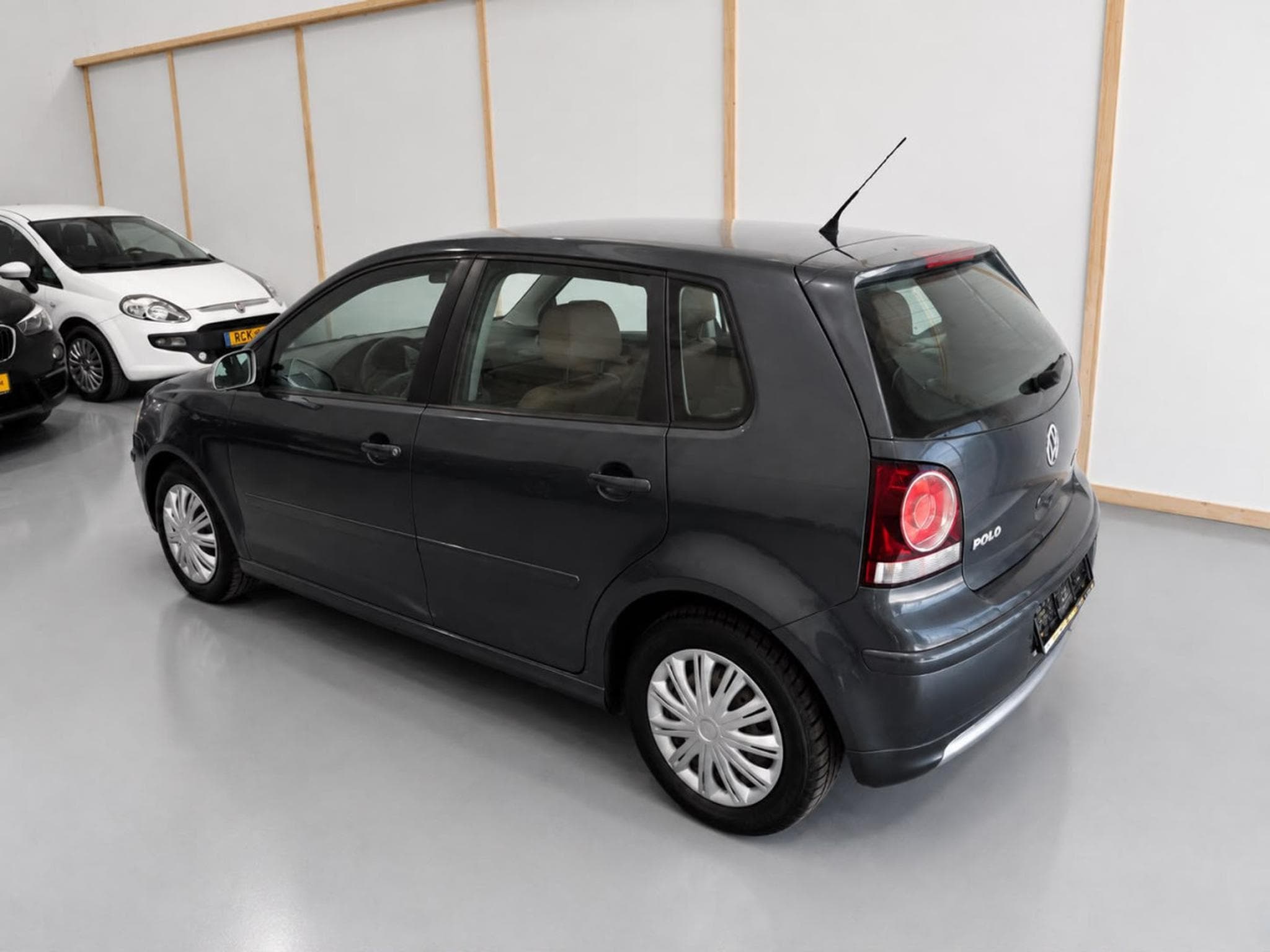 VW Polo 1.4 Tdi BlueMotion (2008) - Foto 3