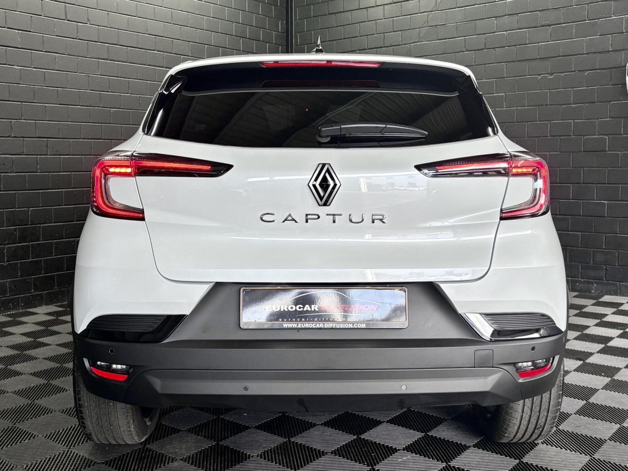 Renault Captur 1.3 TCE 160 CV TECHNO **Caméra** Sièges Chauff.** ACC ** (2025) - Foto 6