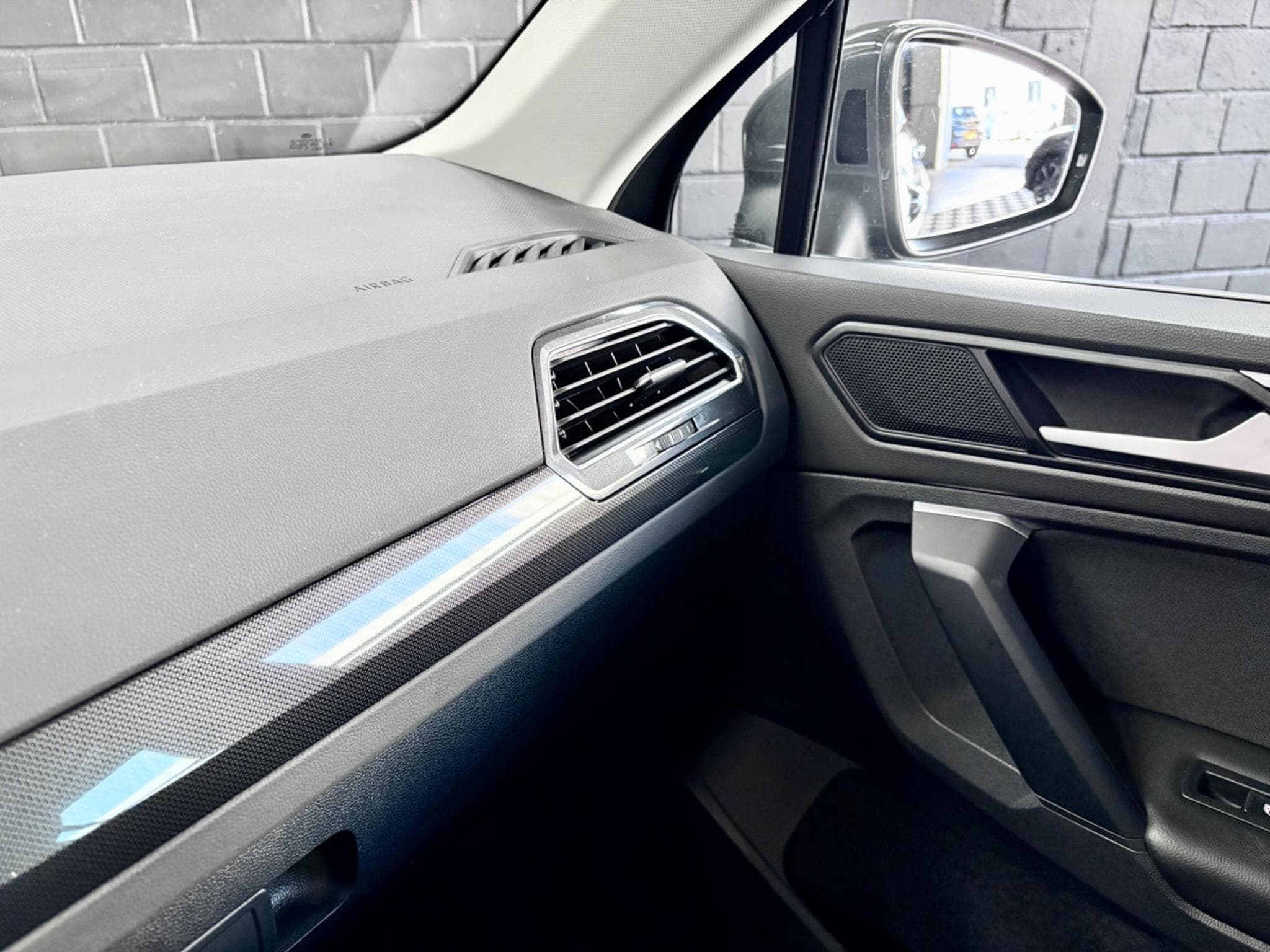 VW Tiguan Elegance 2.0 TDI 150CV DSG7 *PANO* MATRIX *ACC * (2022) - Foto 22