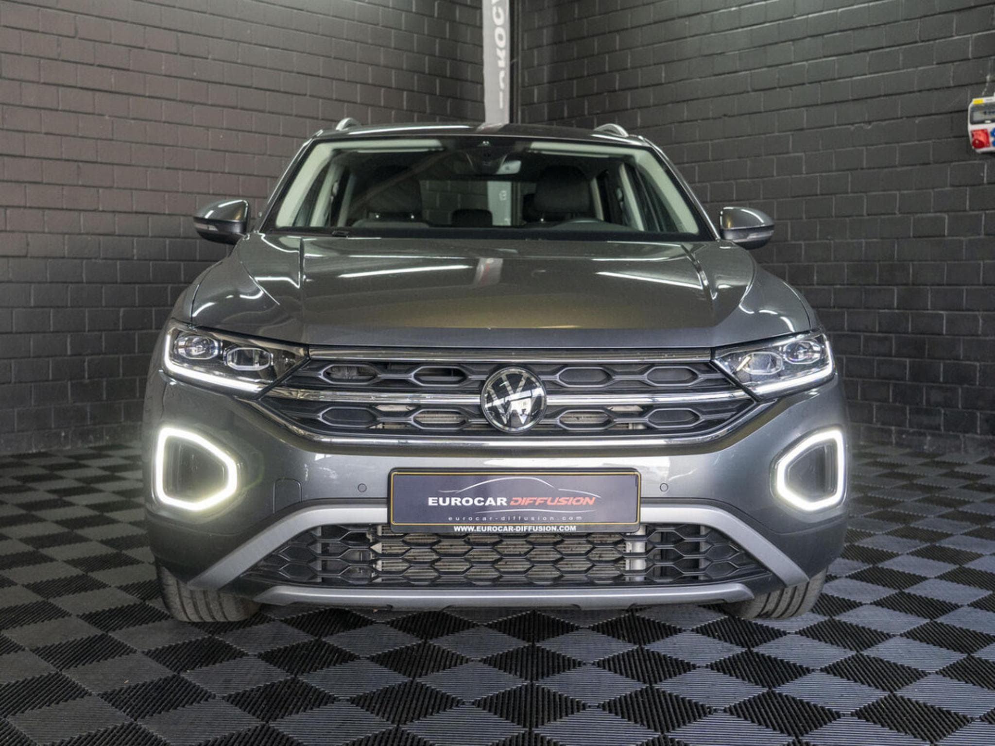 VW T-Roc Style 2.0 TDI 150CV DSG 7 * Sièges Chauffants * Caméra * (2024) - Foto 3