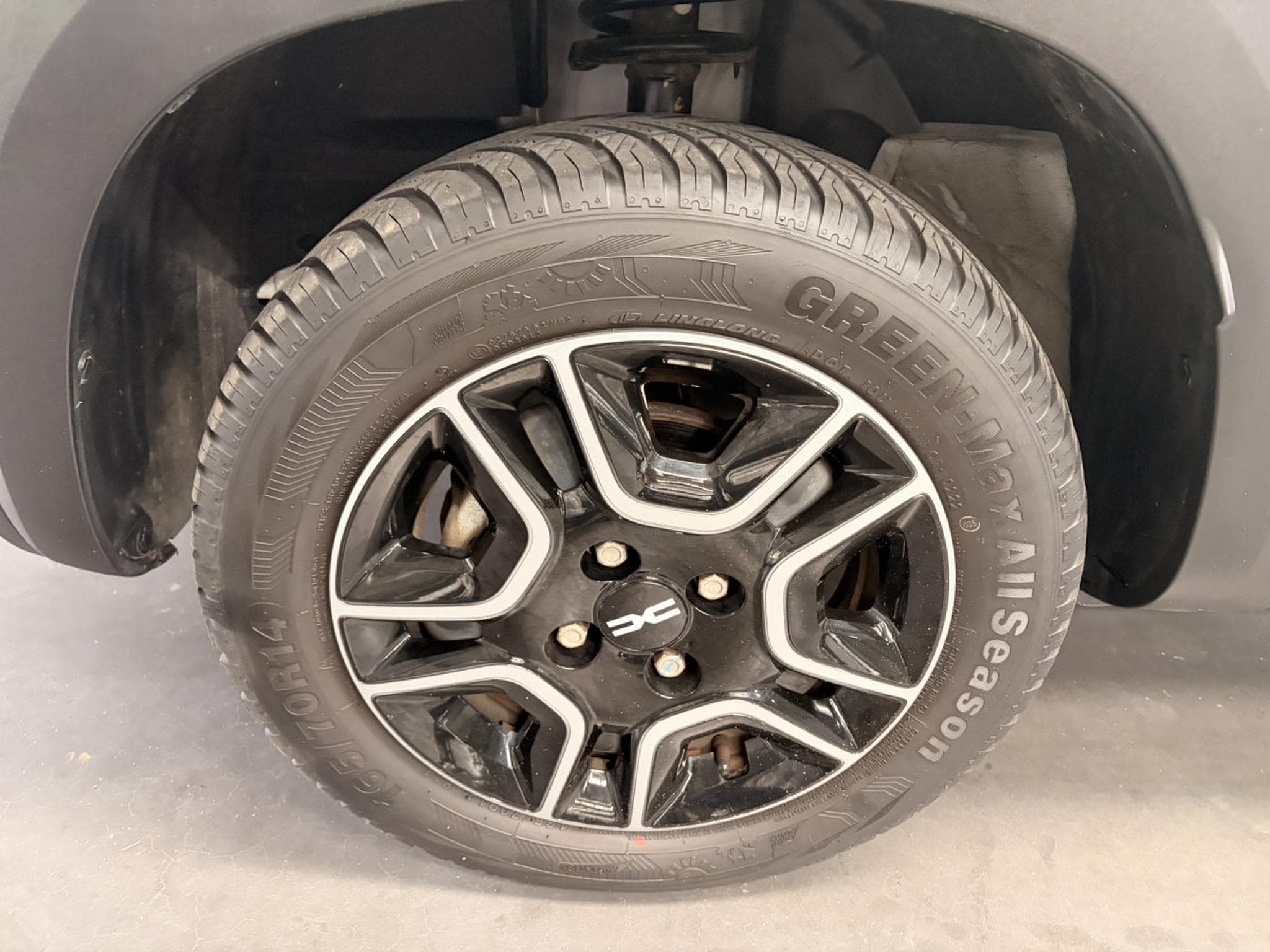 Dacia Spring Confort 27.4KW (2023) - Foto 8