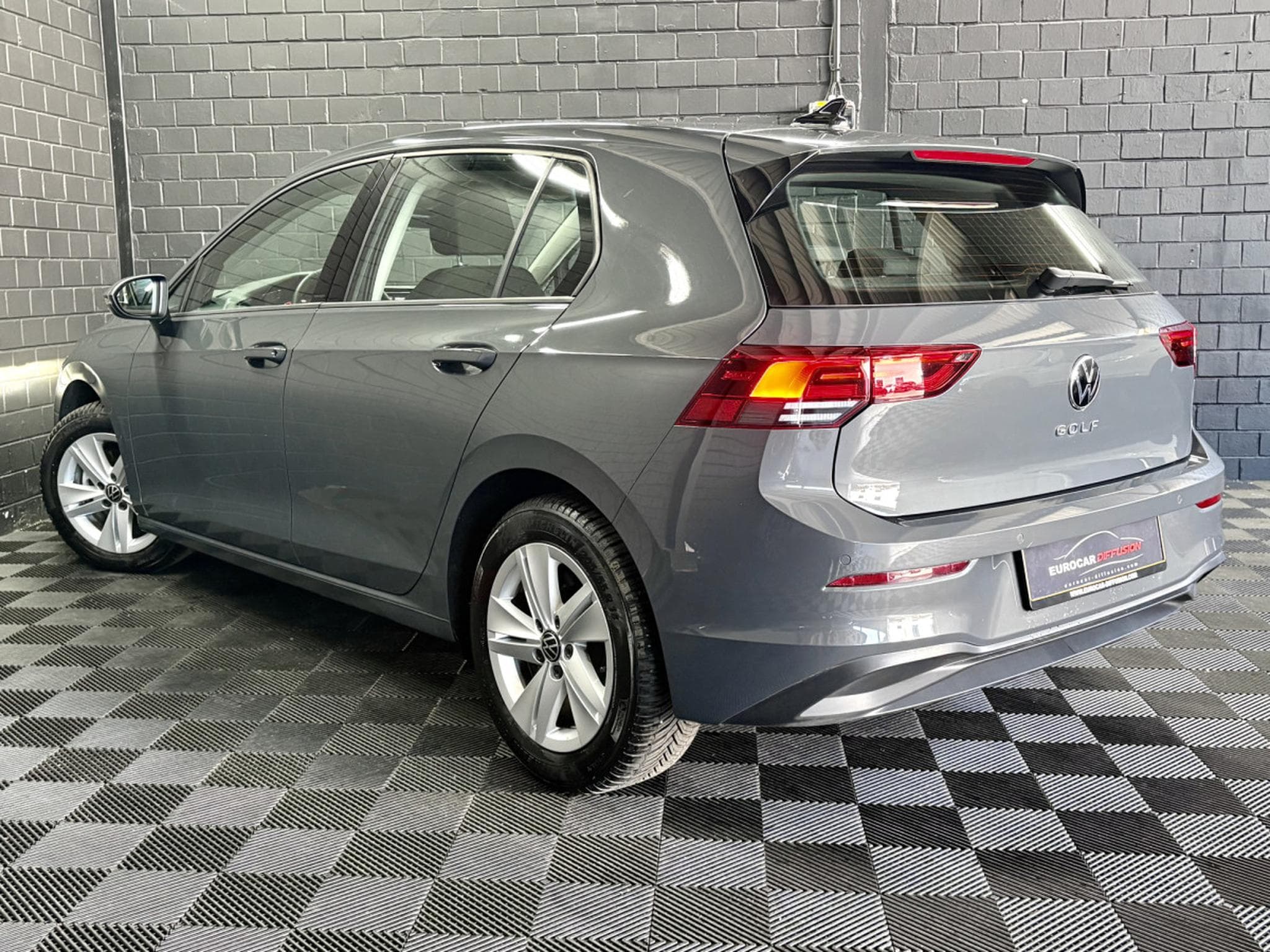 VW Golf Life 2.0 TDI DSG7 115 CV *4 SAISONS* ACC * CARPLAY* (2023) - Foto 4
