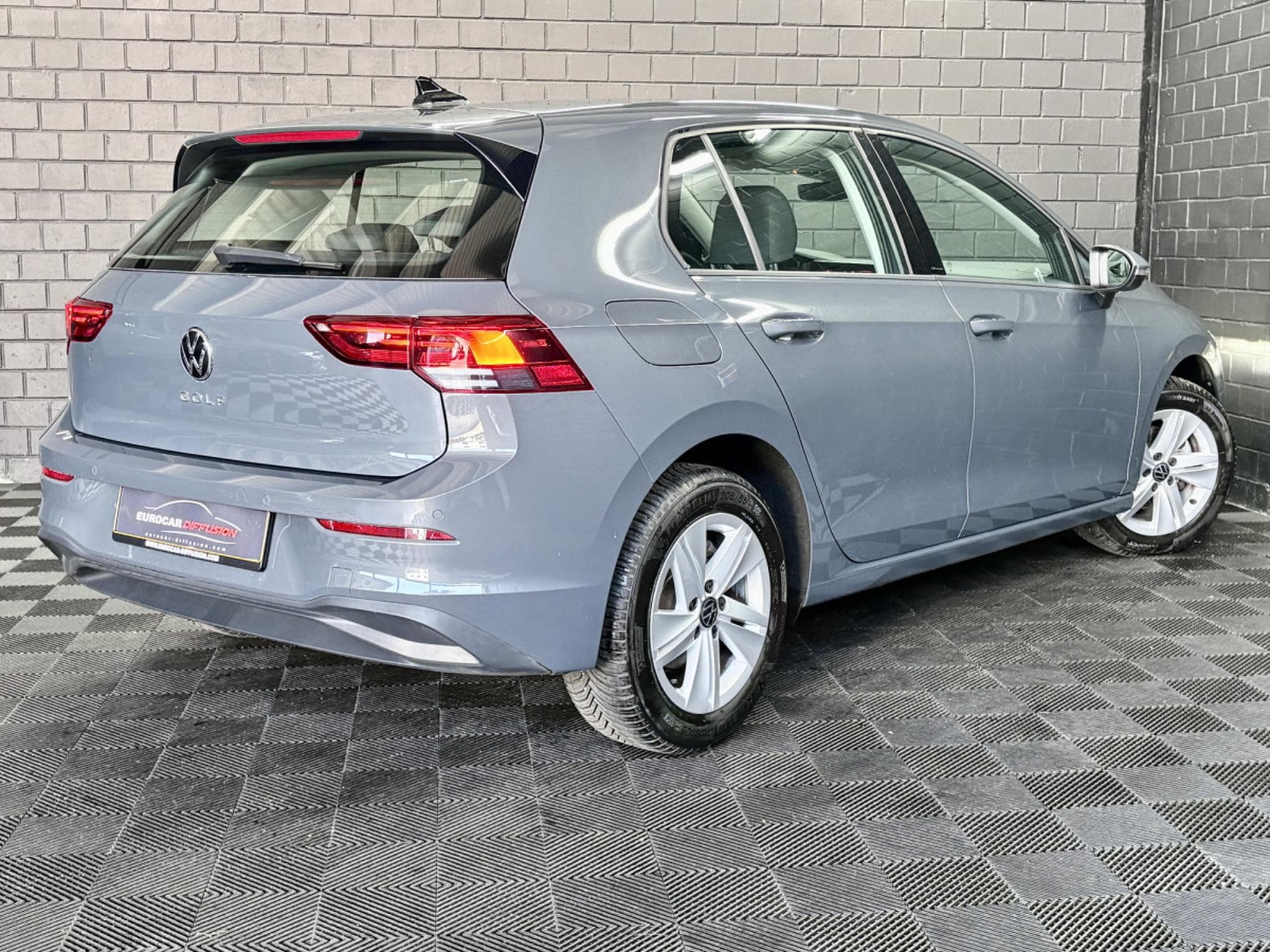 VW Golf Life 2.0 TDI DSG7 115 CV *4 SAISONS* ACC * CARPLAY* (2023) - Foto 6
